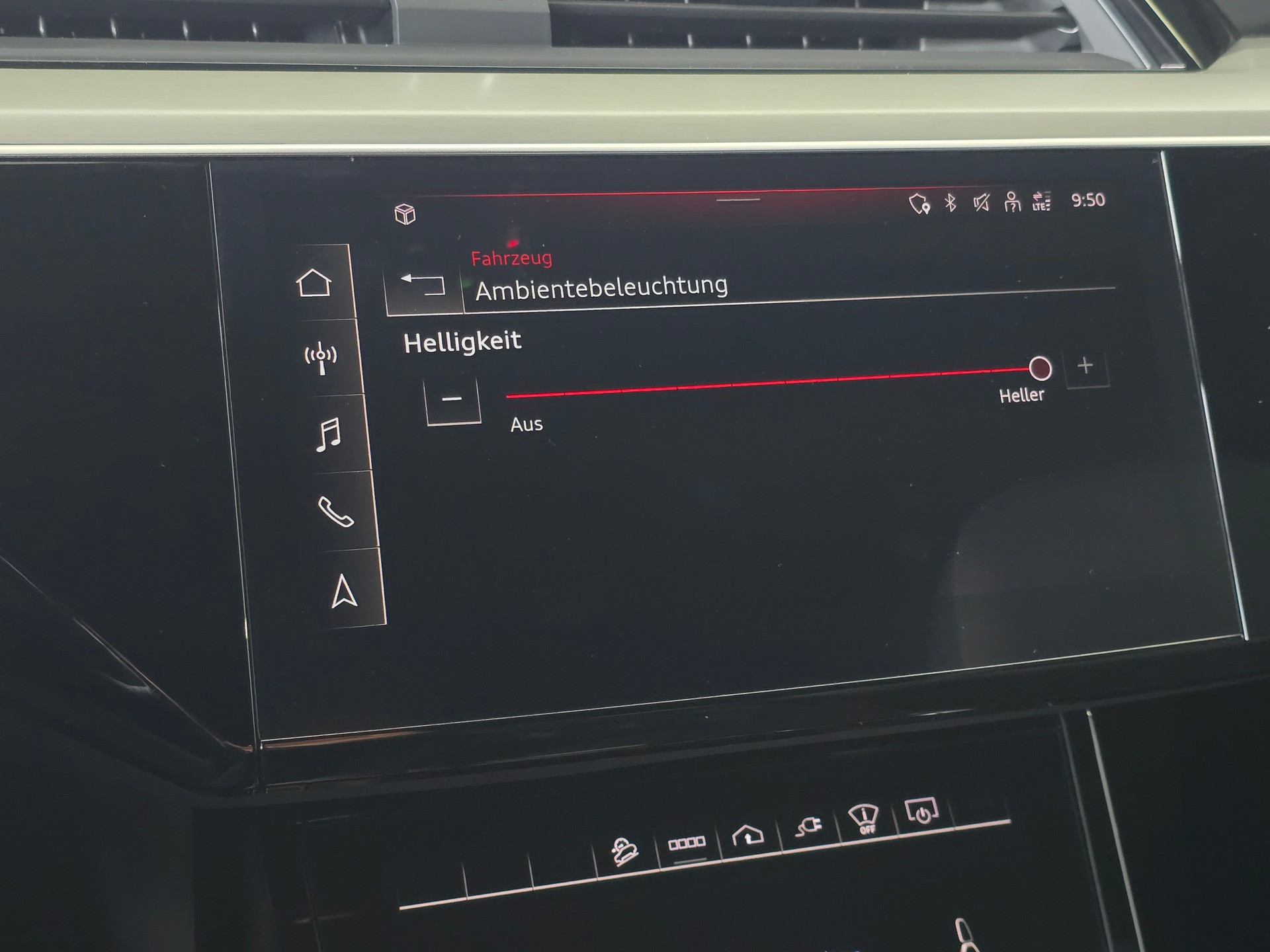 AUDI e-tron 55 S Line Black Edition quattro-image-22