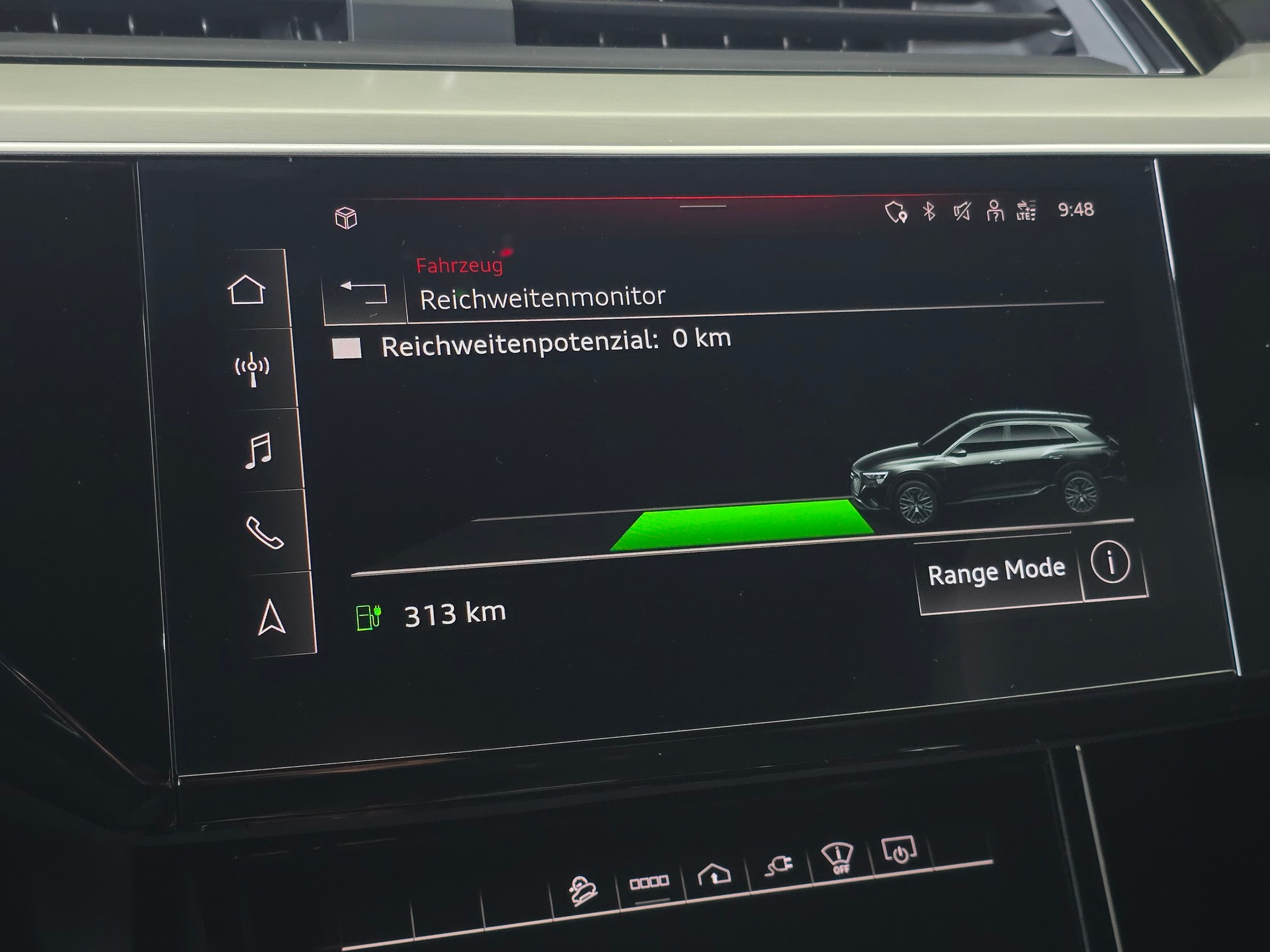 AUDI e-tron 55 S Line Black Edition quattro-image-19