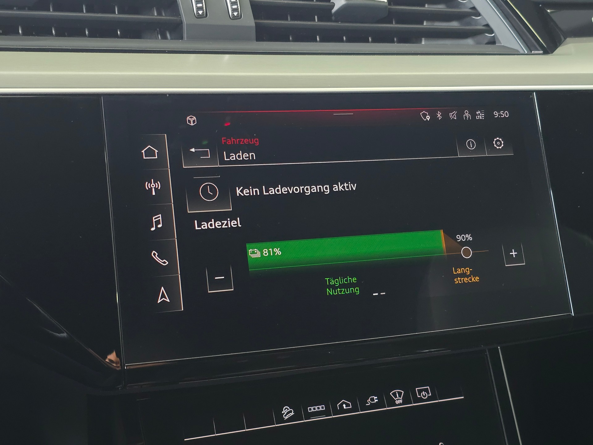 AUDI e-tron 55 S Line Black Edition quattro-image-20