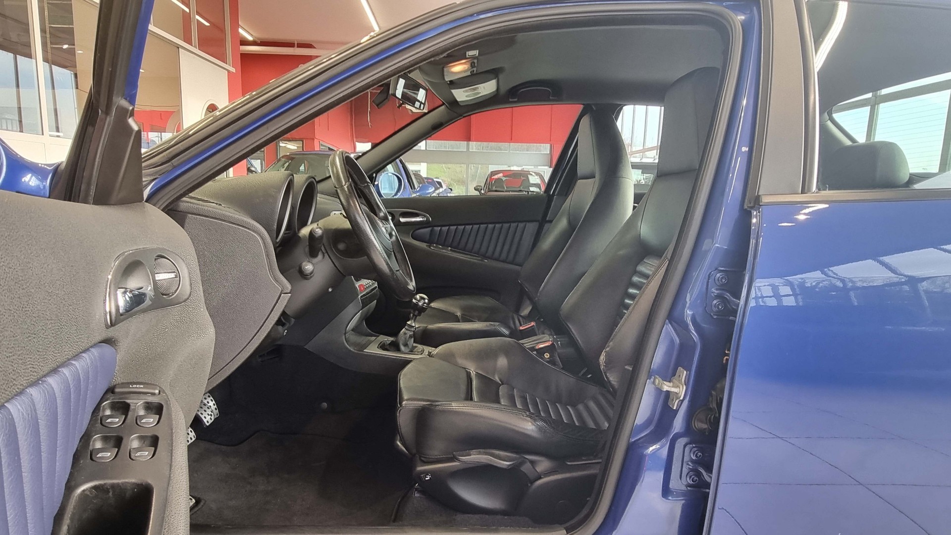 ALFA ROMEO 156 3.2 V6 24V GTA Distinctive-image-13