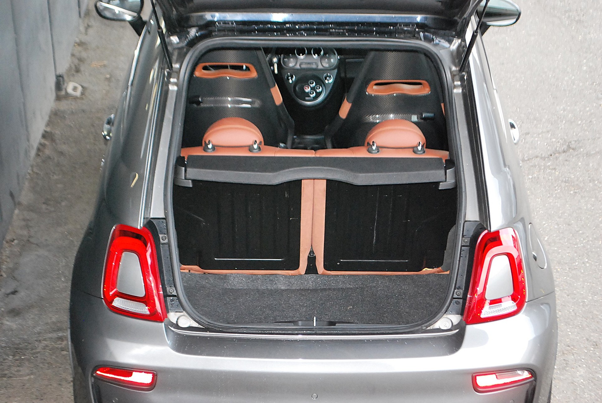 FIAT 595 1.4 16V Turbo Abarth Turismo Dualogic-image-9