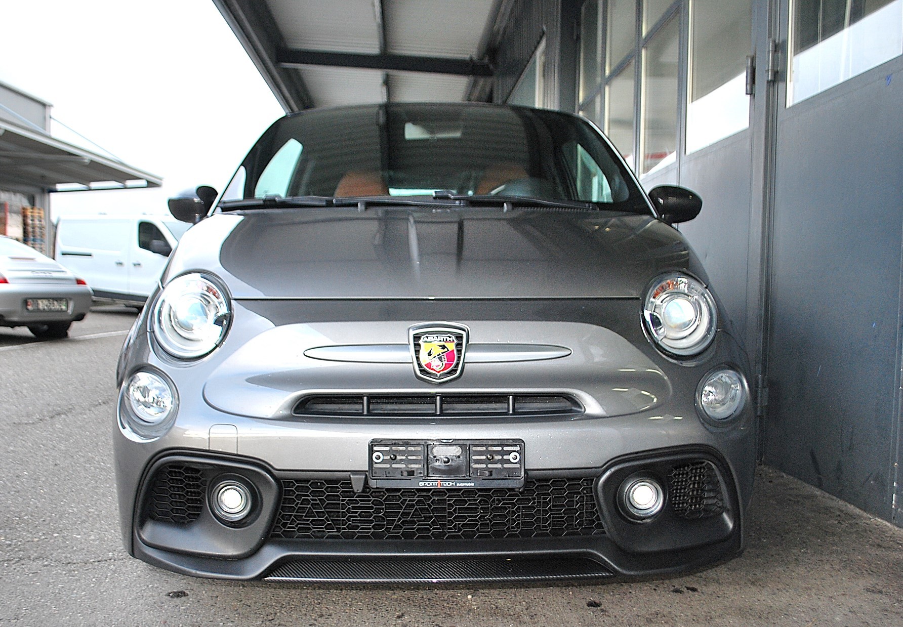 FIAT 595 1.4 16V Turbo Abarth Turismo Dualogic-image-1