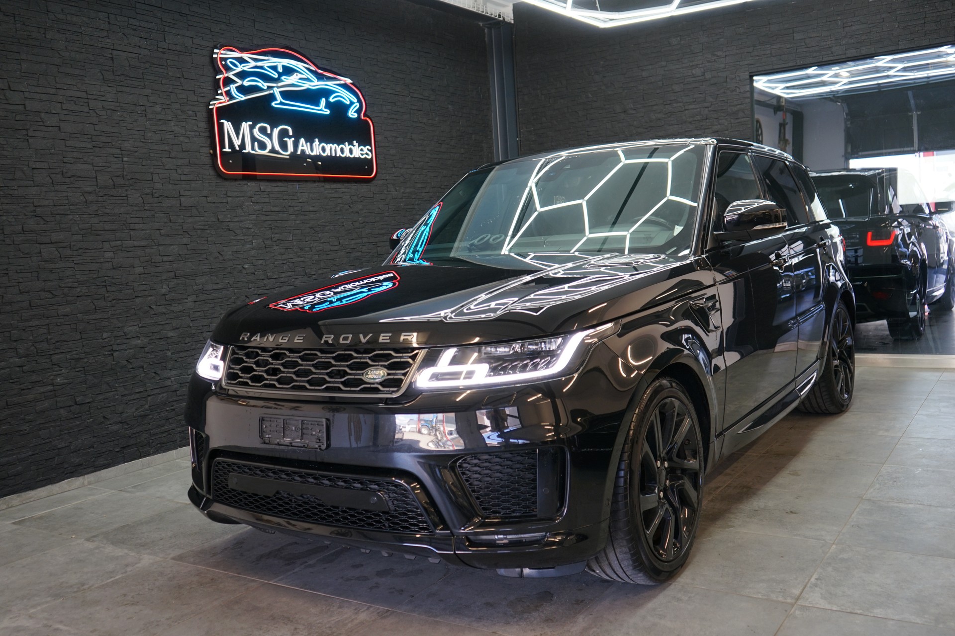 LAND ROVER Range Rover Sport 3.0 SDV6 HSE Automatic-image-0
