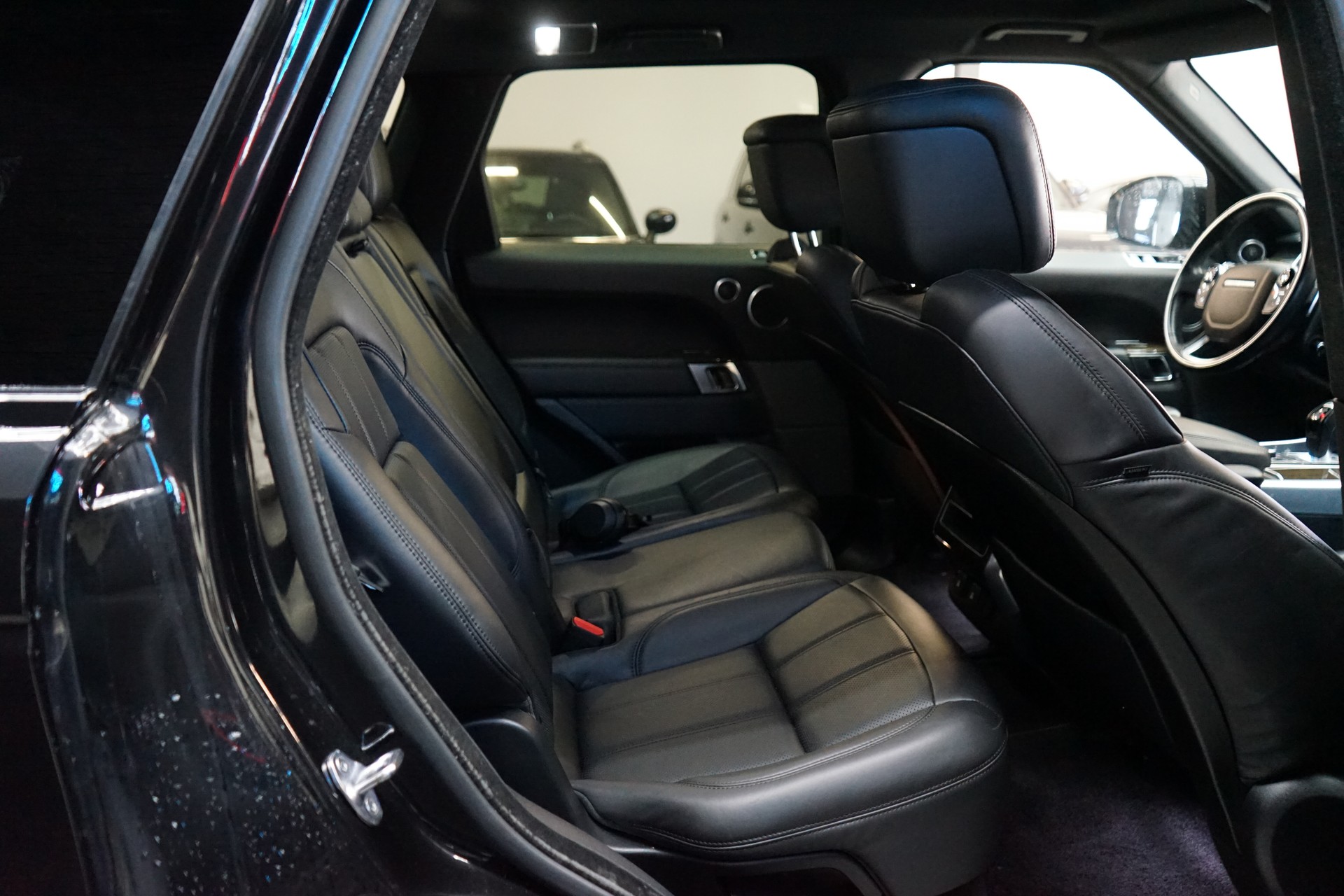 LAND ROVER Range Rover Sport 3.0 SDV6 HSE Automatic-image-14