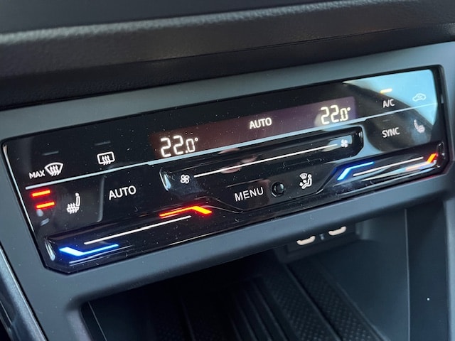VW Polo 2.0 TSI GTI DSG-image-17