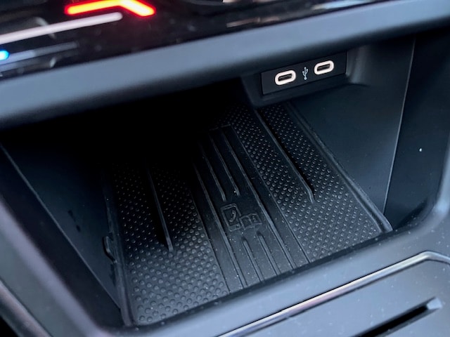 VW Polo 2.0 TSI GTI DSG-image-18