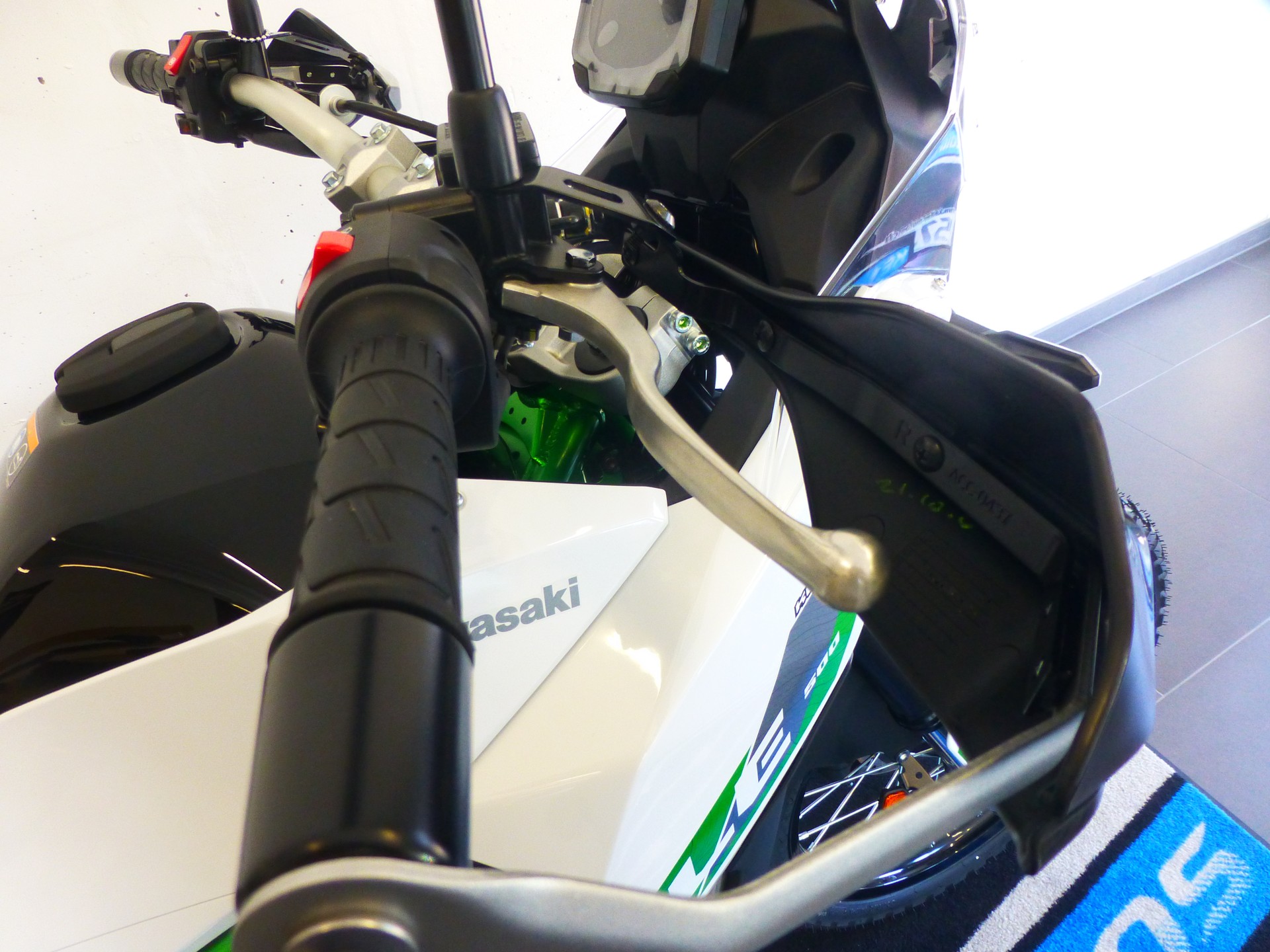 KAWASAKI KLE 500 SE-image-8