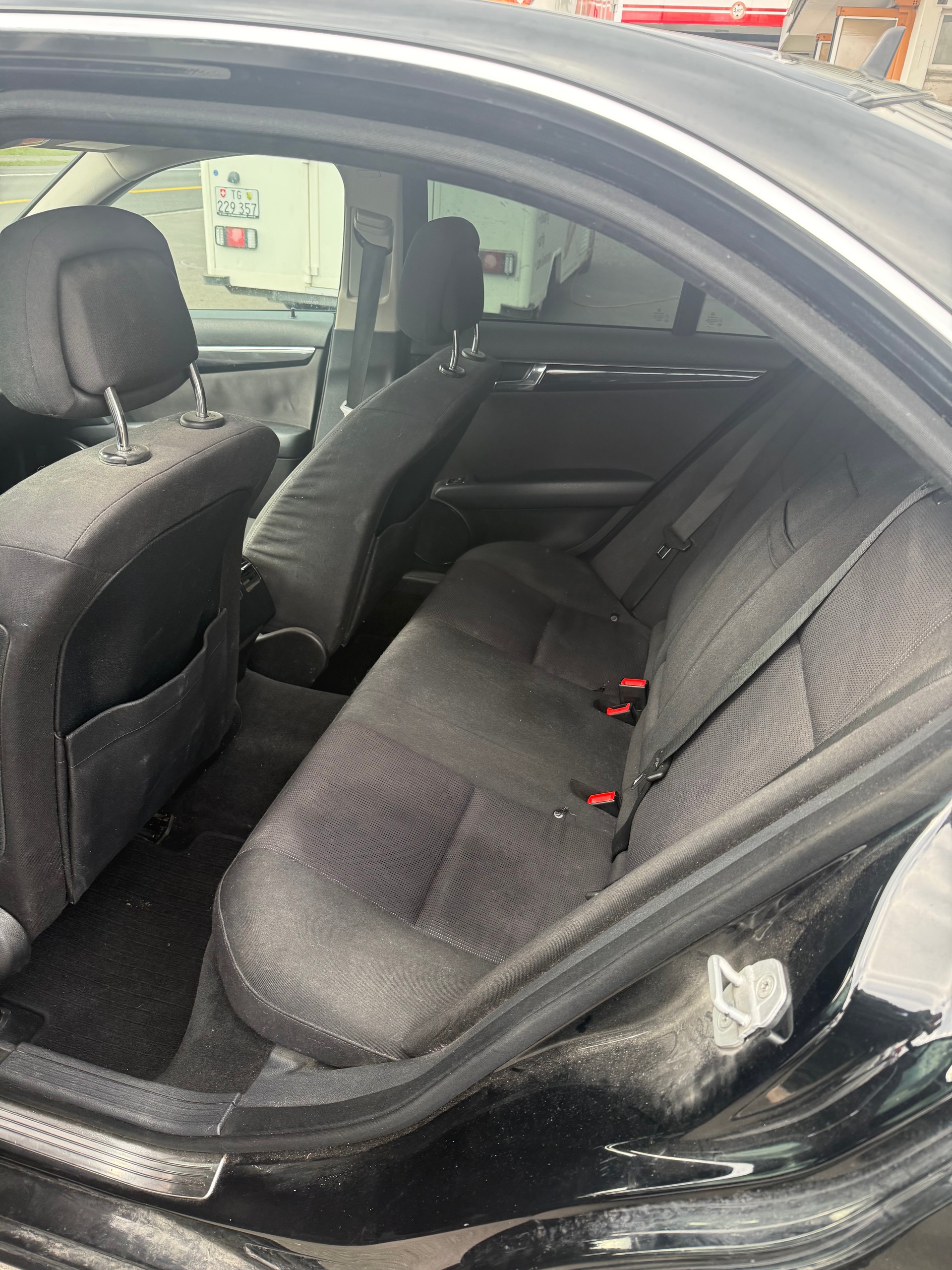 MERCEDES-BENZ C 180 Kompressor BlueEfficiency Elégance-image-9