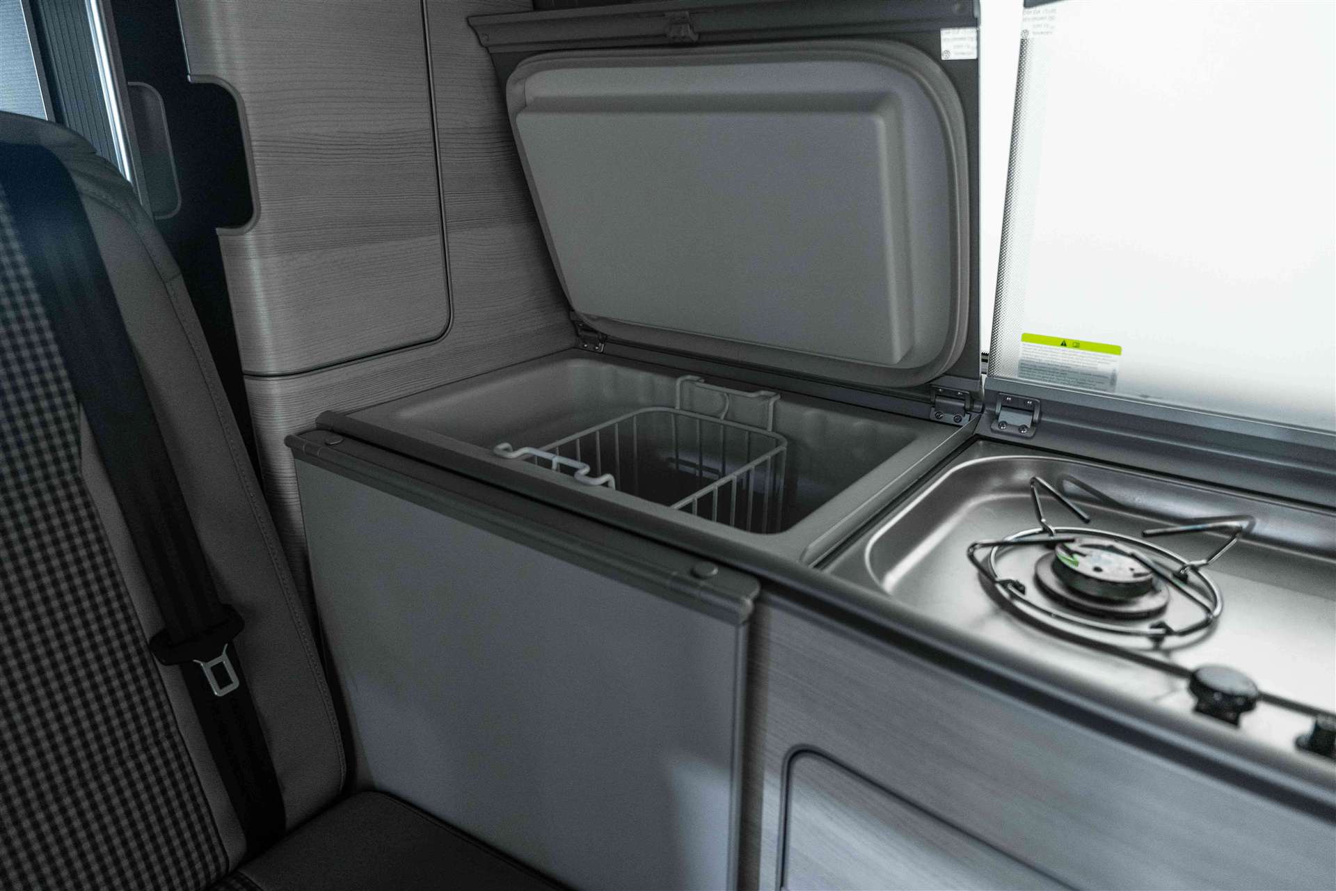 VW T6 California 2.0 TDI Coast Liberty-image-19