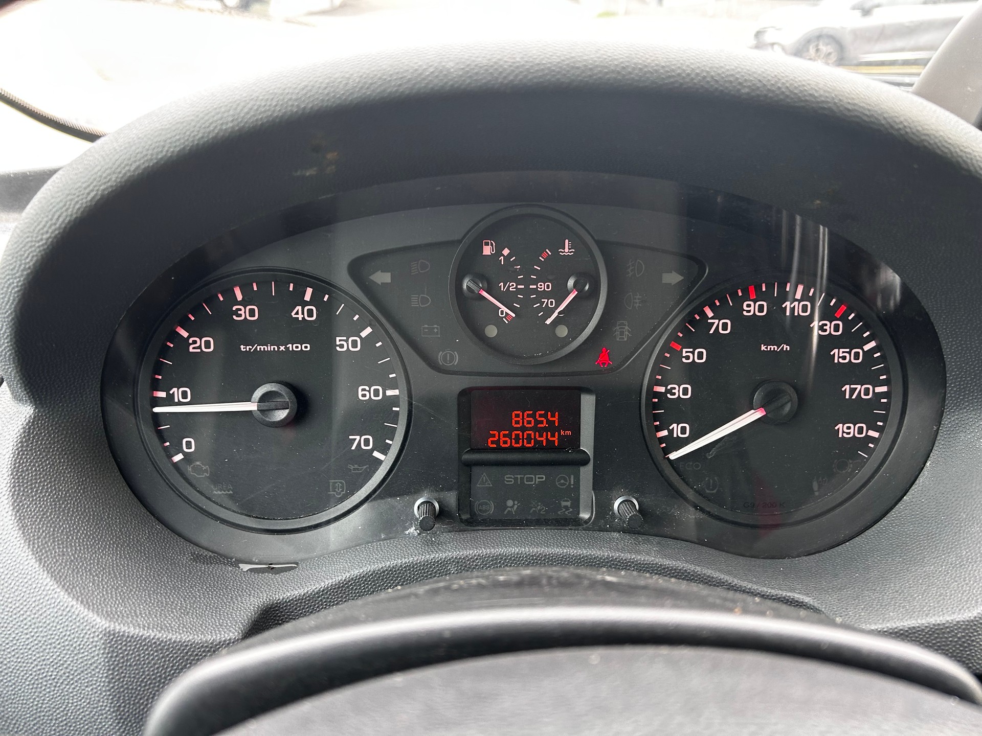 CITROEN Jumpy 2.0 HDi 12 L2H1-image-12