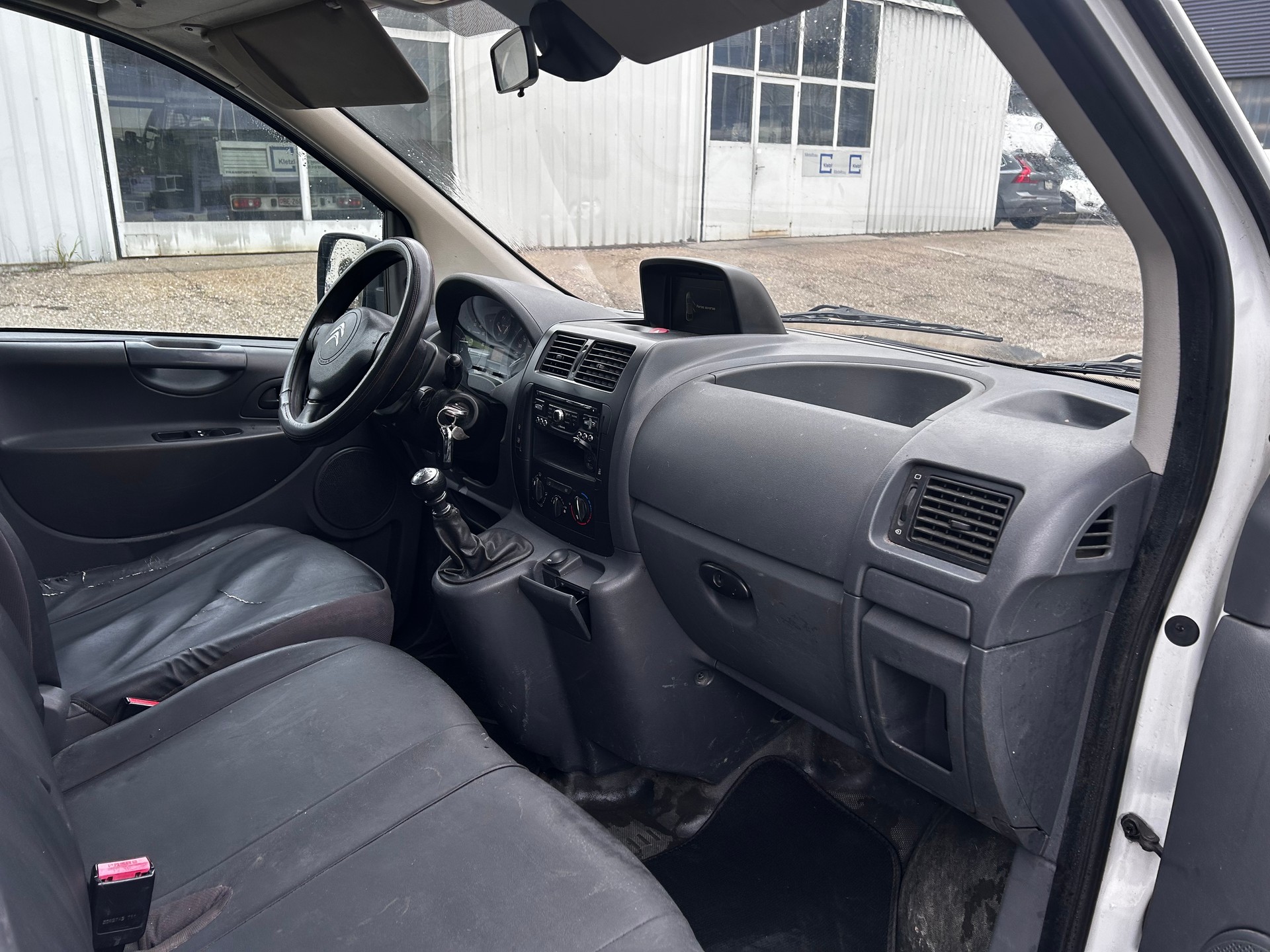 CITROEN Jumpy 2.0 HDi 12 L2H1-image-10