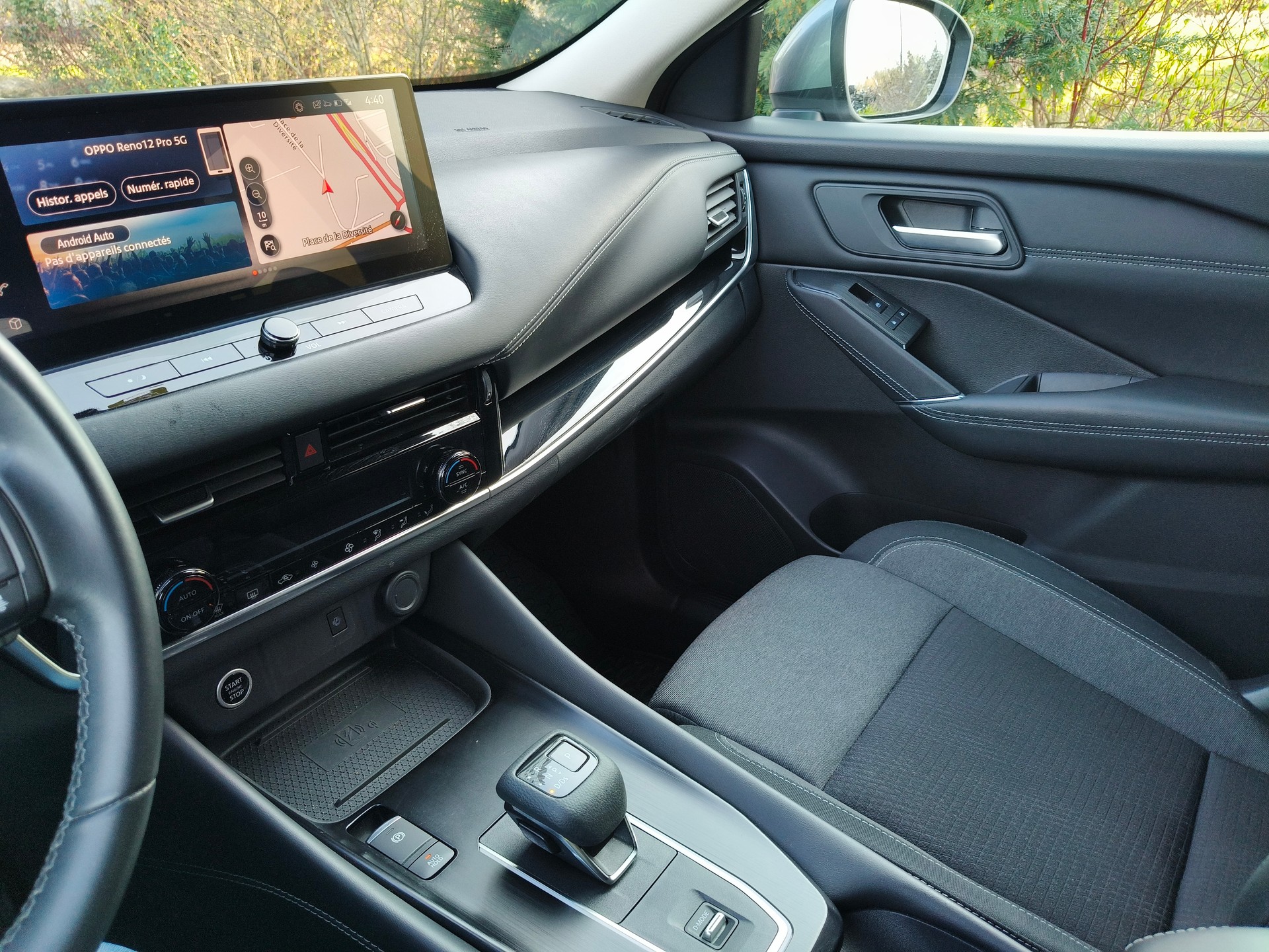 NISSAN Qashqai 1.3 DIG-T MHEV N-Connecta Xtronic-image-4