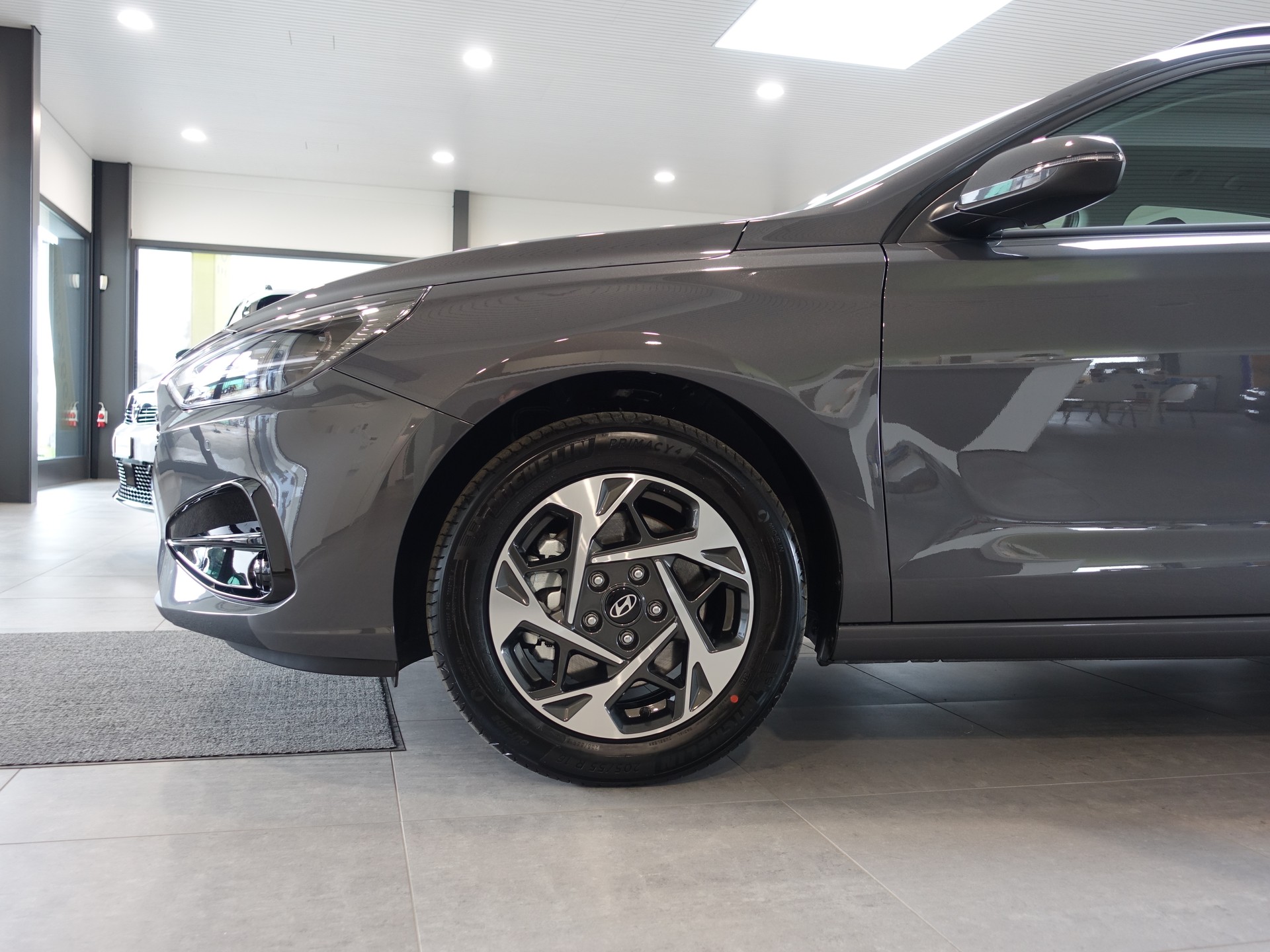 HYUNDAI i30 W 1.5 T-GDi AmpliaDCT-image-6