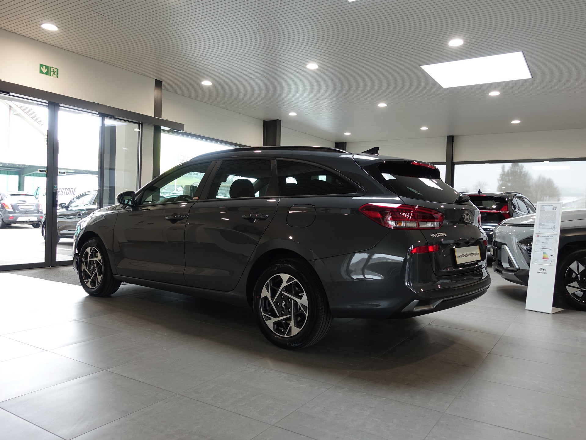 HYUNDAI i30 W 1.5 T-GDi AmpliaDCT-showroom-element-2
