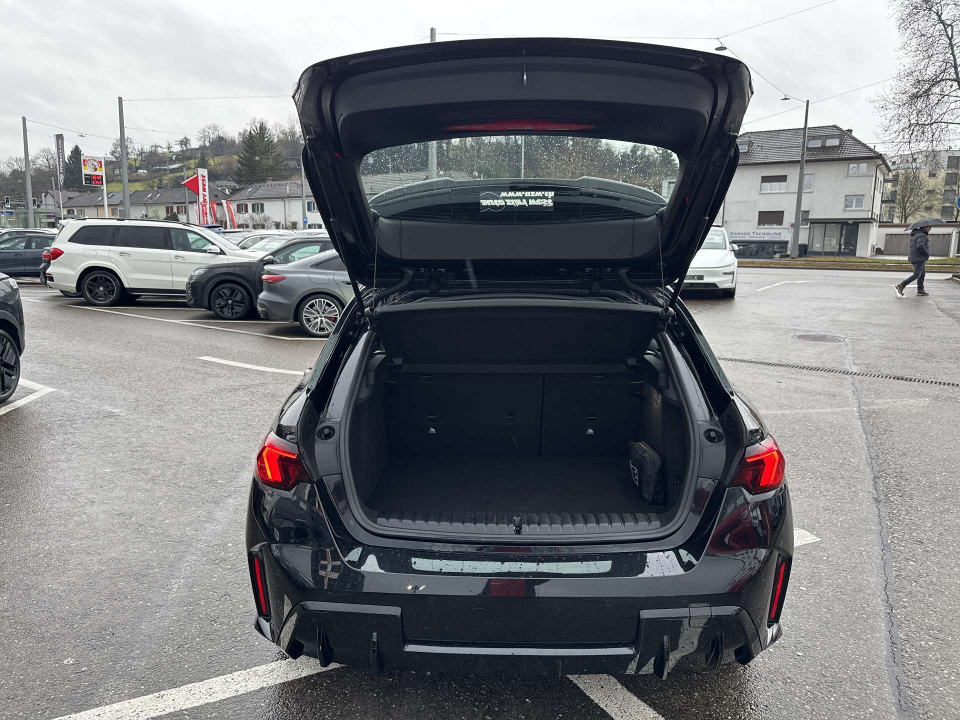 BMW 118d M-Sport Pro Steptronic-Automat-image-7
