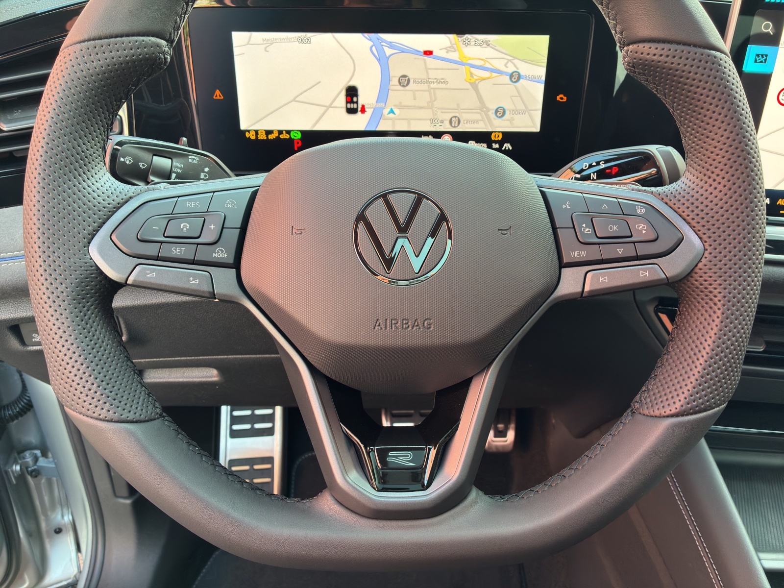VW Tiguan 2.0 TSI DSG R-Line 4Motion-image-14
