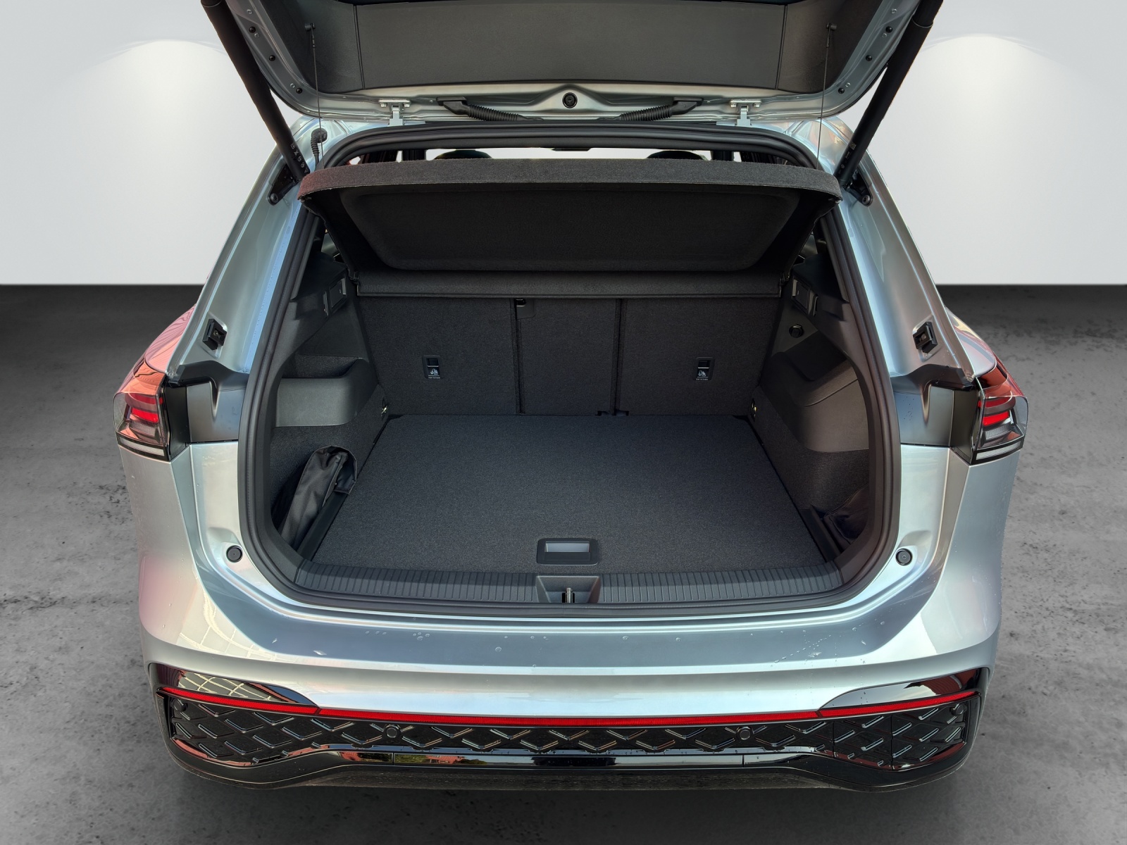 VW Tiguan 2.0 TSI DSG R-Line 4Motion-image-9