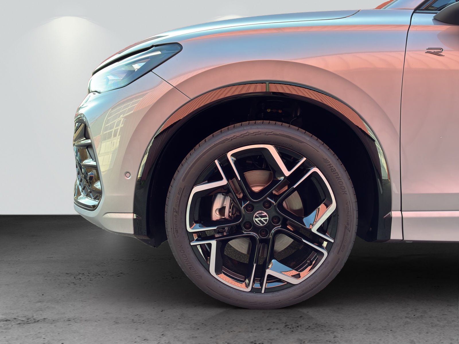 VW Tiguan 2.0 TSI DSG R-Line 4Motion-image-10