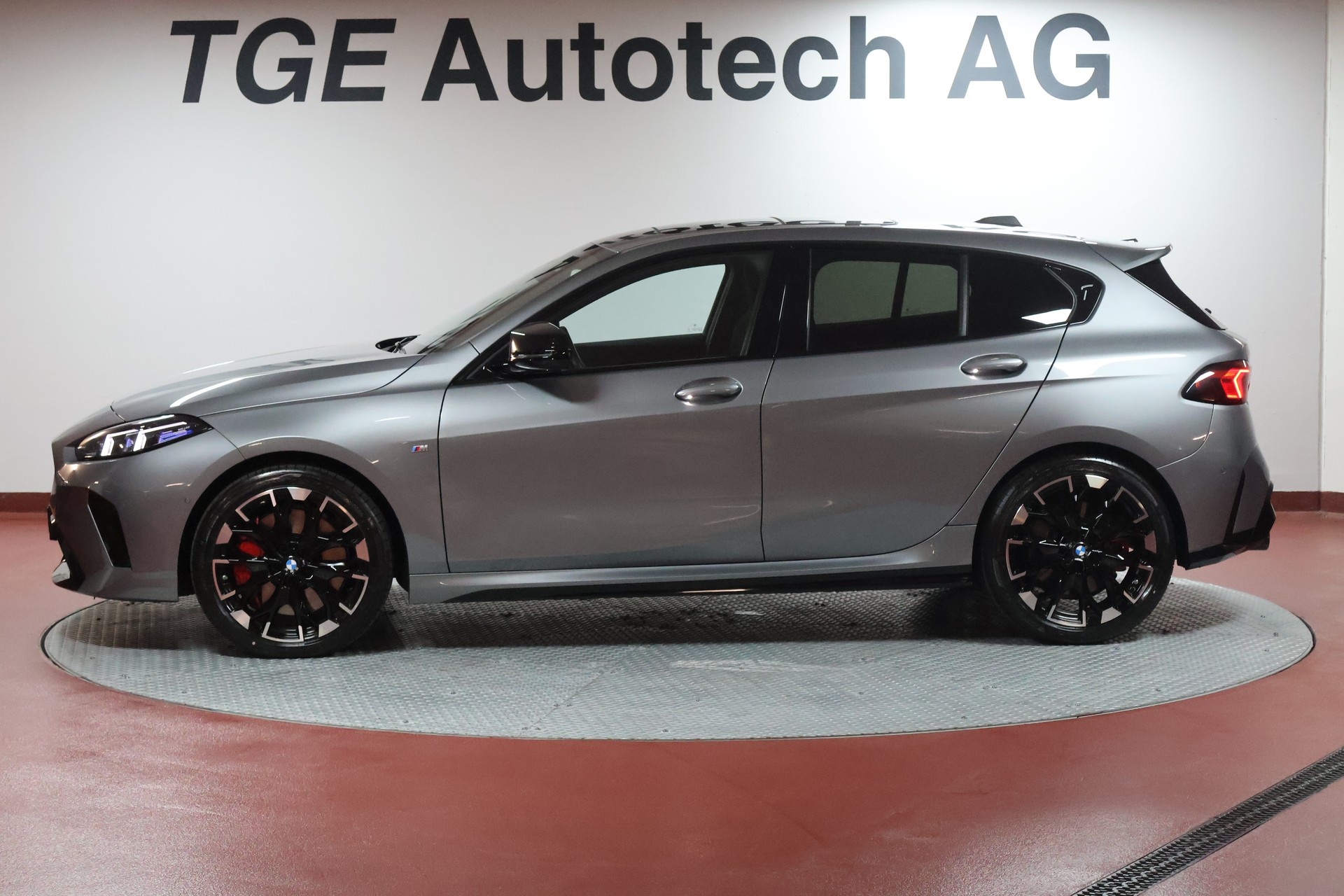 BMW M135 xDrive M Sport Pro-image-3