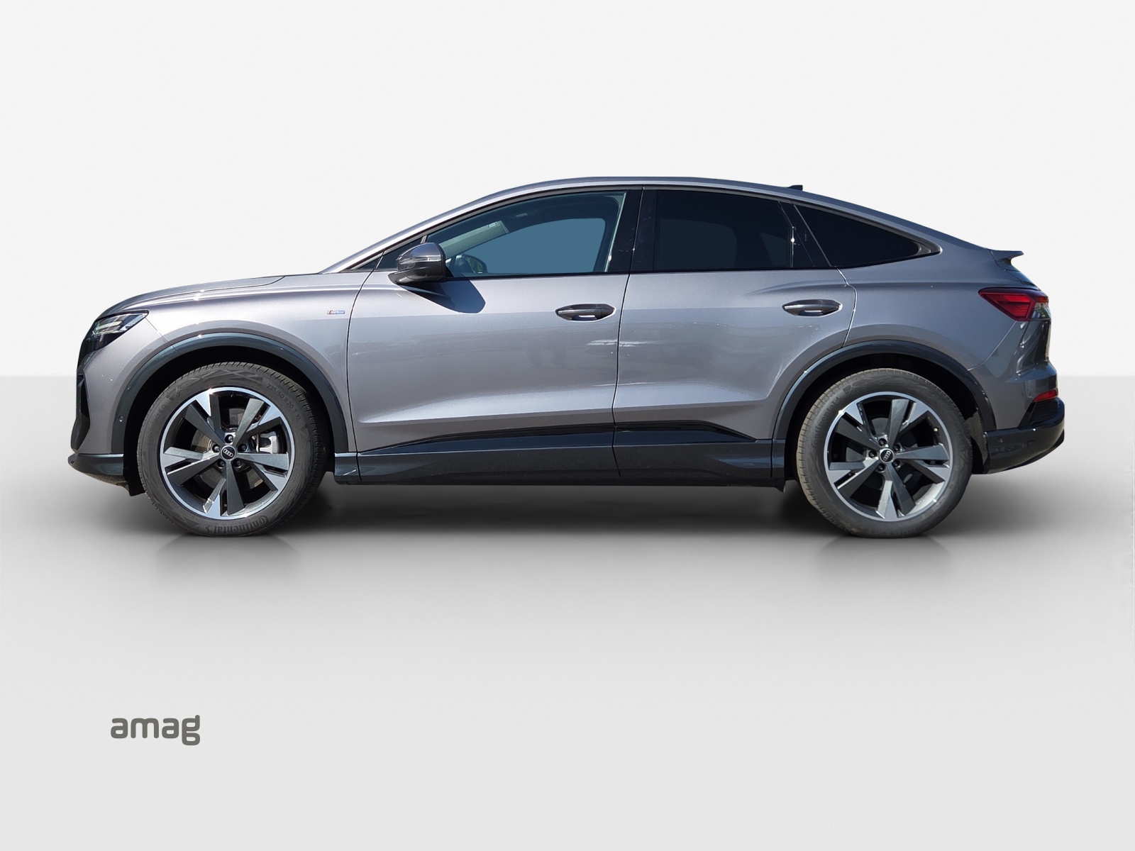 AUDI Q4 Sportback e-tron 50 quattro-image-1