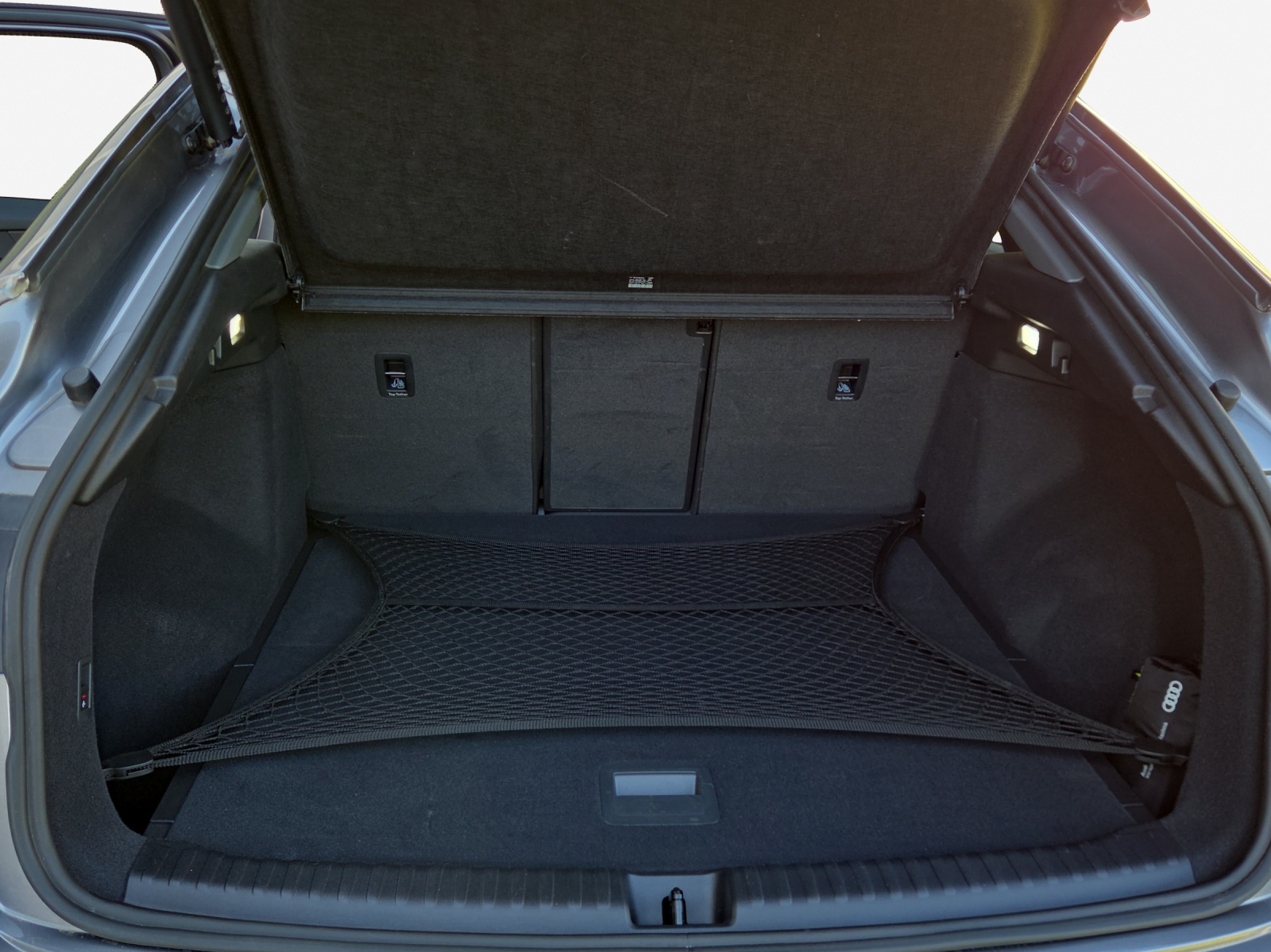 AUDI Q4 Sportback e-tron 50 quattro-image-13