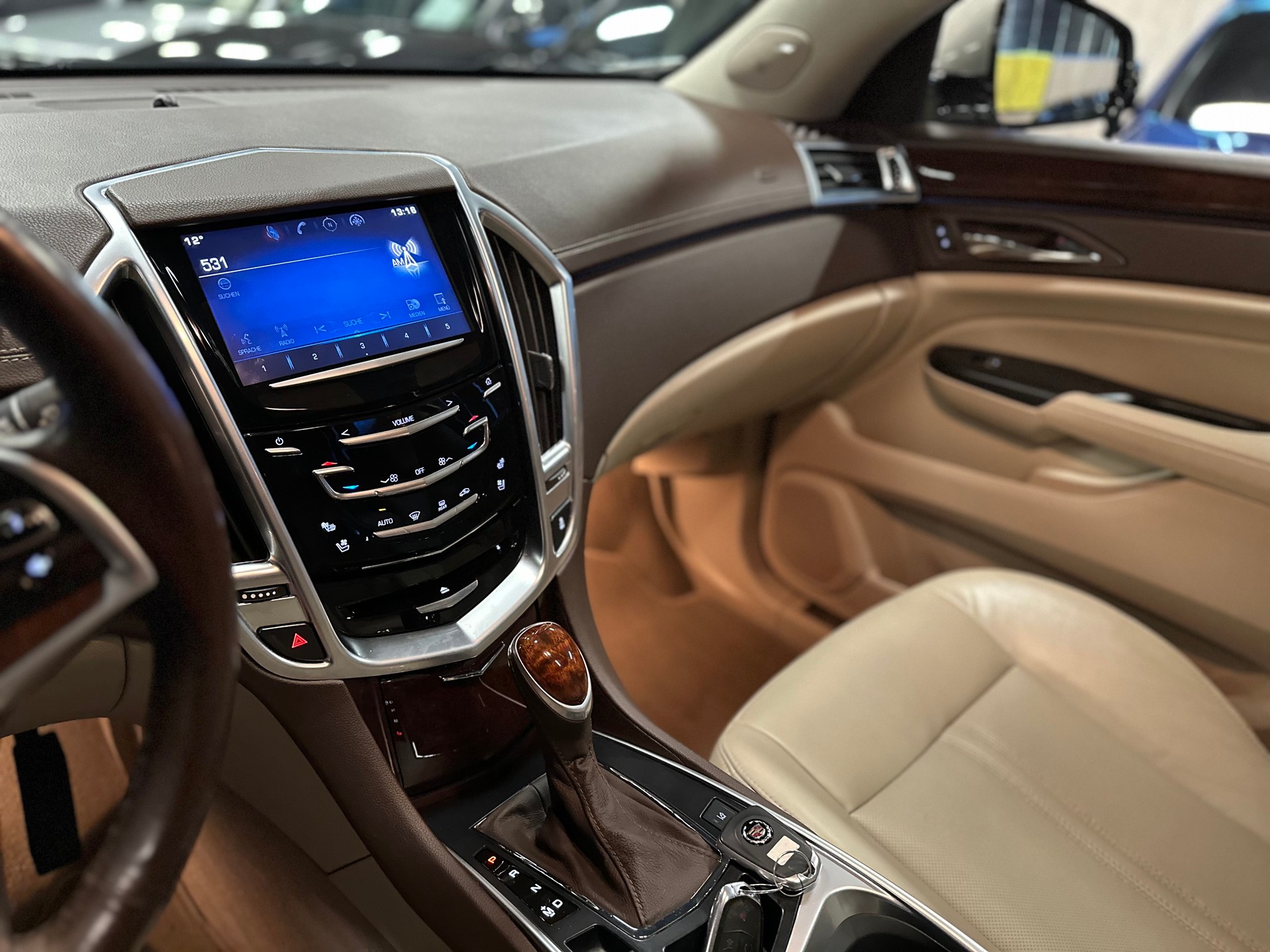 CADILLAC SRX 3.6 V6 Sport Luxury 4WD Automatic / ** Frisch ab MFK + Service **-image-14