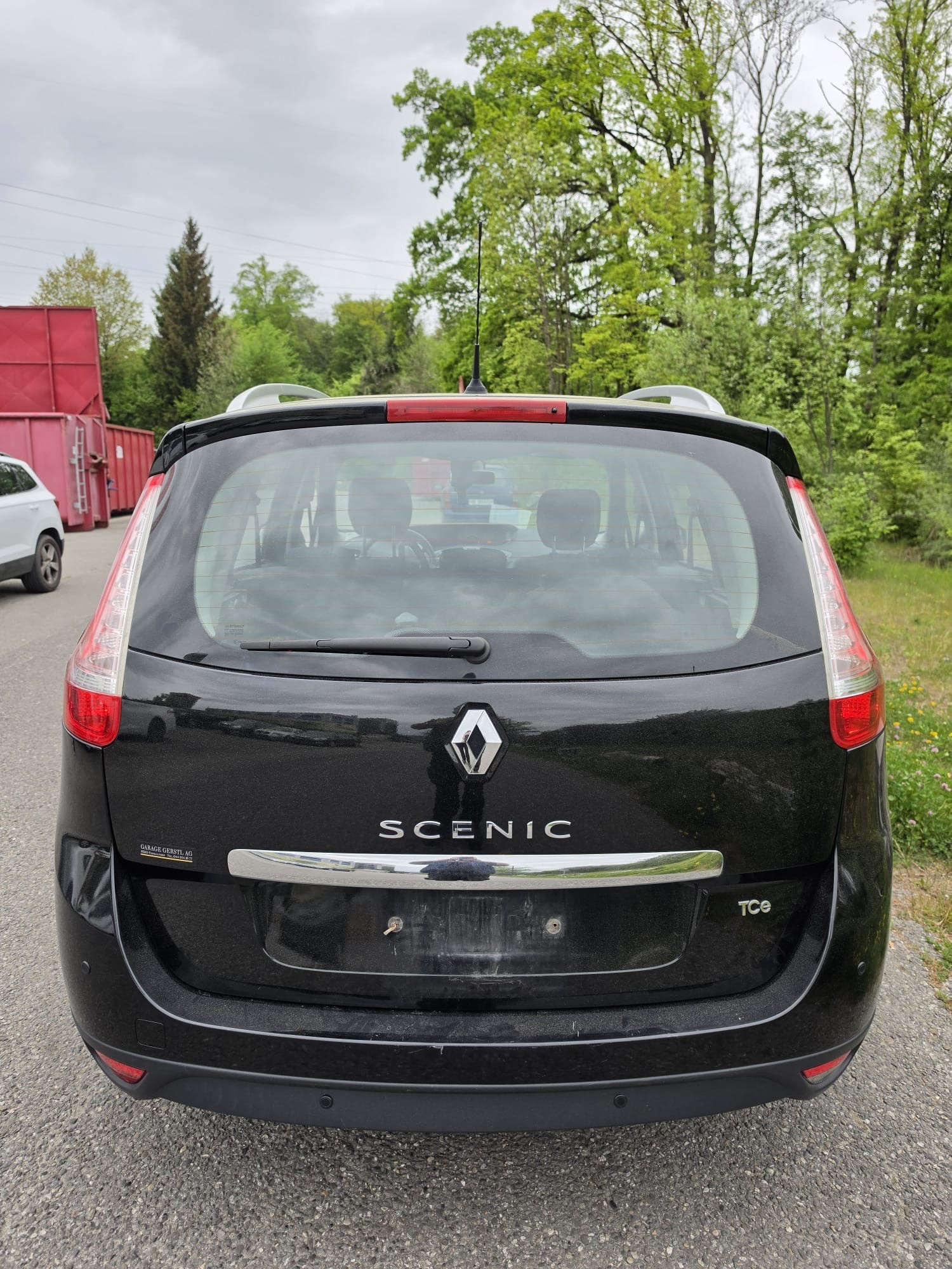 RENAULT Grand Scénic 1.4 16V Turbo Expression-image-6
