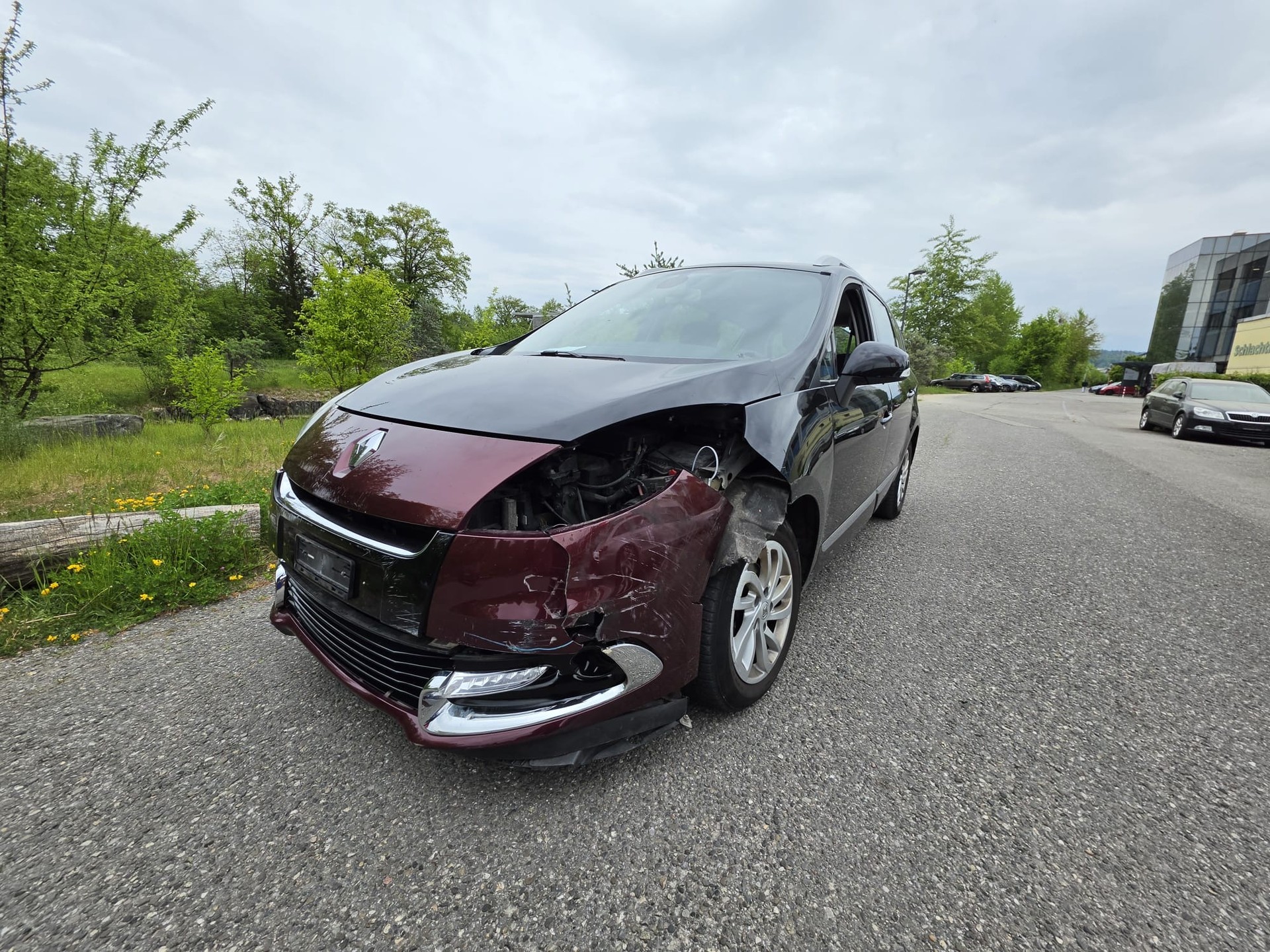 RENAULT Grand Scénic 1.4 16V Turbo Expression-image-7
