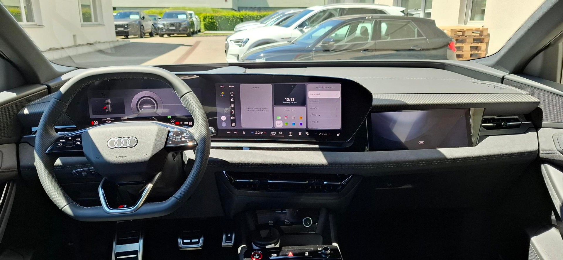 AUDI SQ6 e-tron quattro-image-9