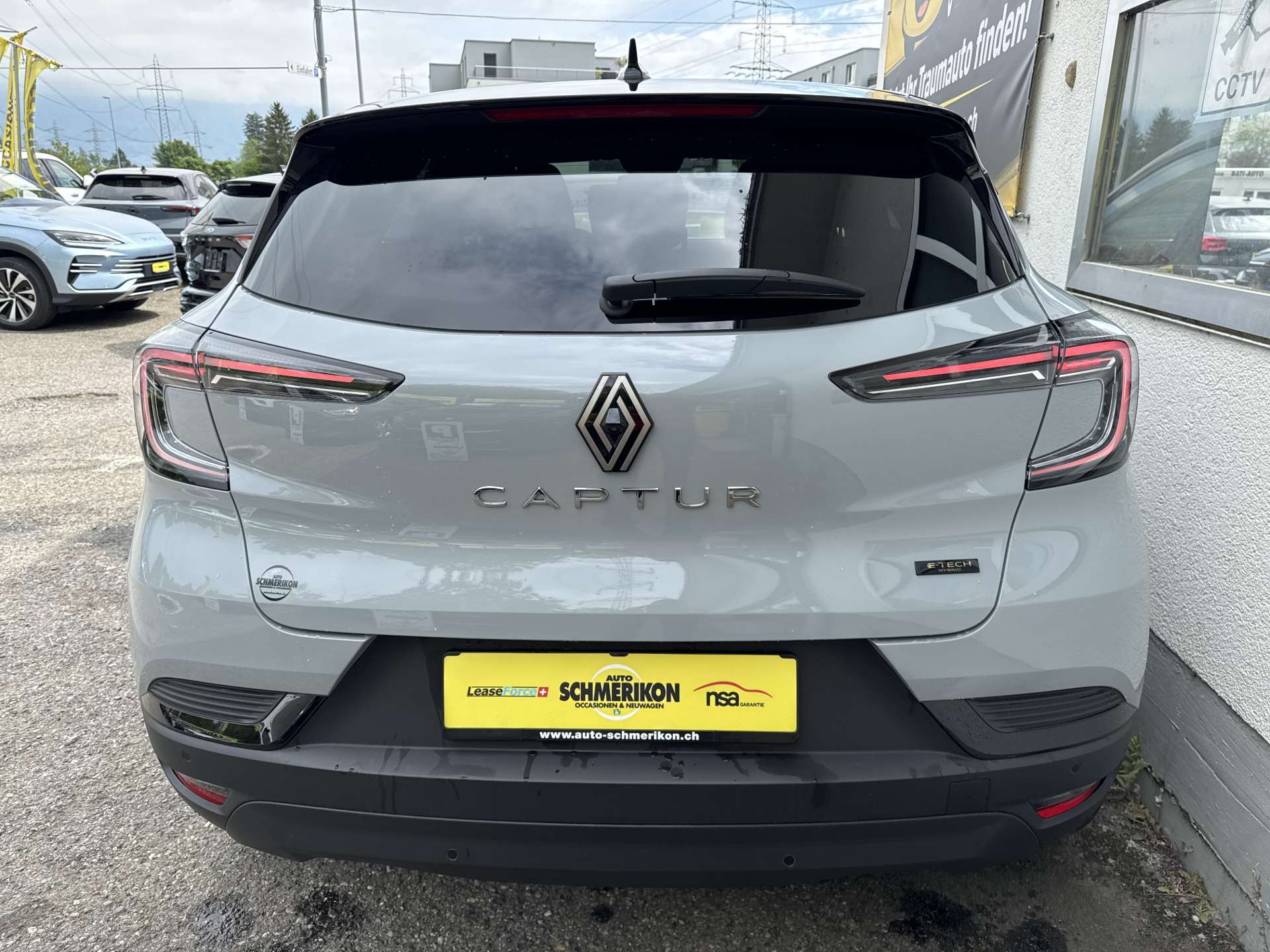 RENAULT Captur 1.8 E-Tech 160 Techno DHT-Automat-image-3