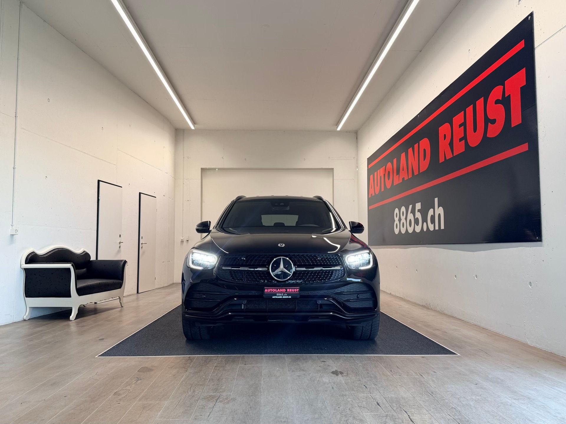 MERCEDES-BENZ GLC 300 d AMG Line 4Matic 9G-Tronic-image-1