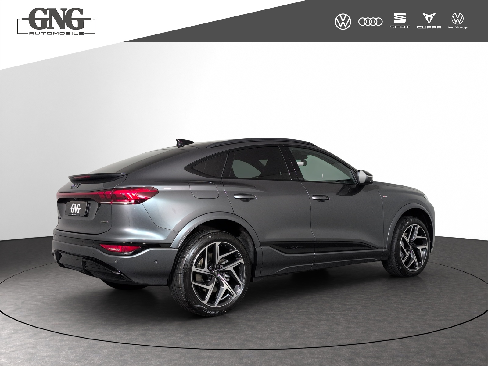 AUDI Q6 Sportback e-tron quattro-image-2