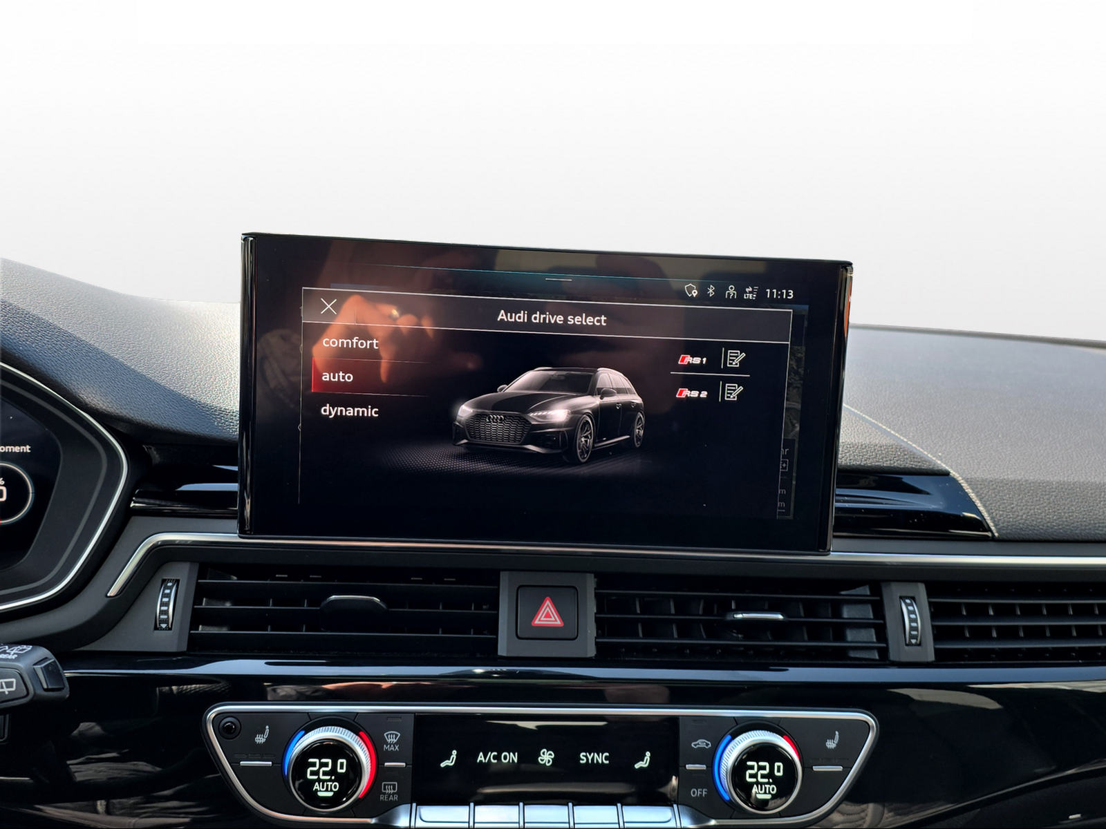 AUDI RS4 Avant quattro tiptronic-image-8