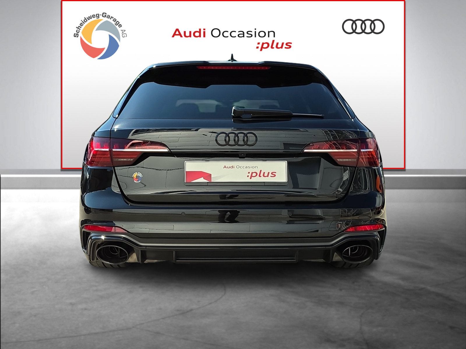 AUDI RS4 Avant quattro tiptronic-image-13