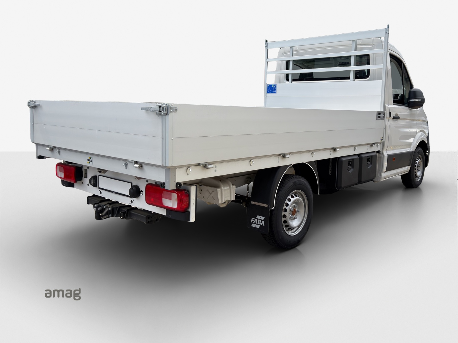 VW Crafter 35 2.0 TDI L3 HD A-image-4