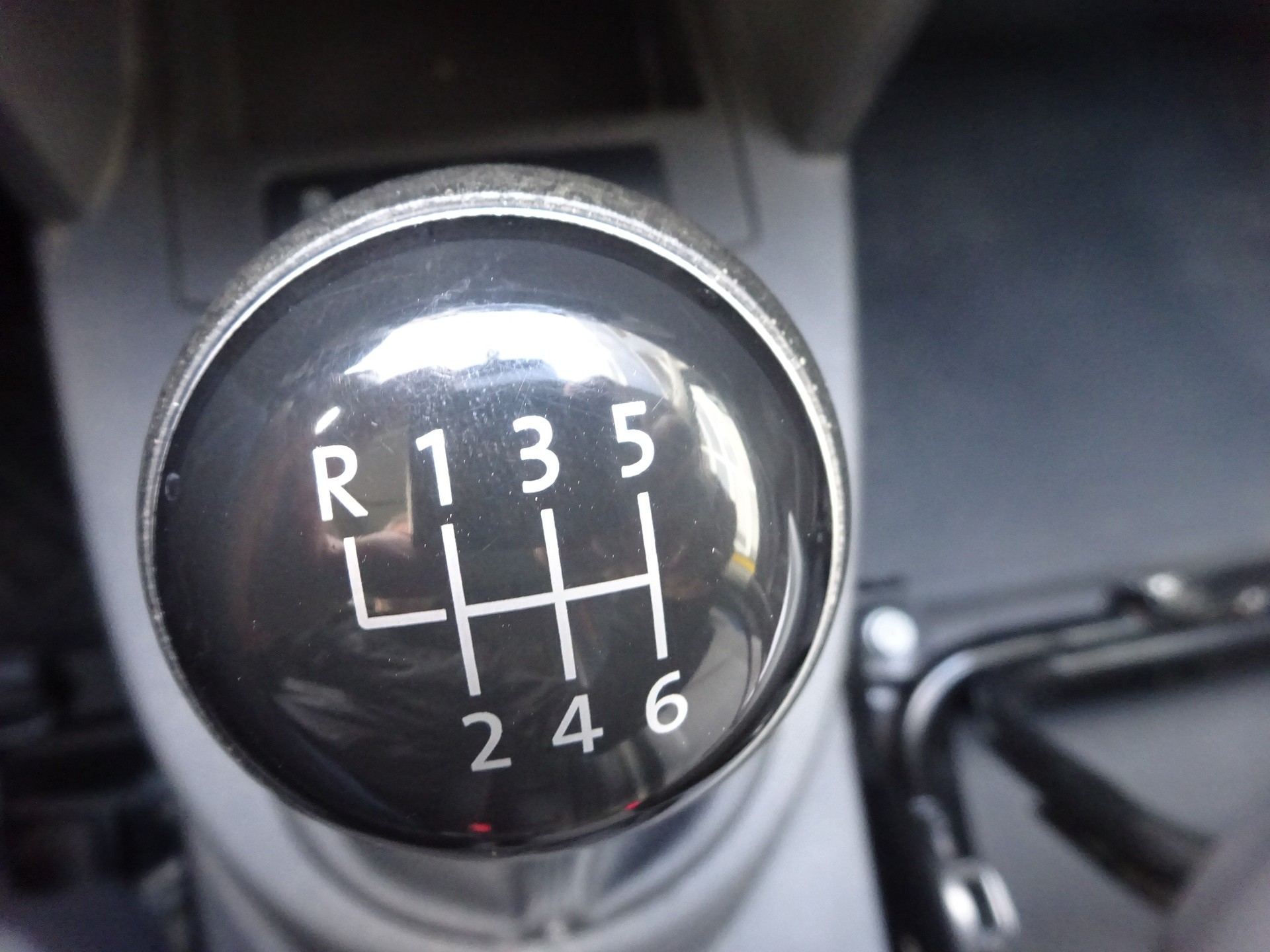 VW Caddy 2.0 TDI 4Motion-image-5