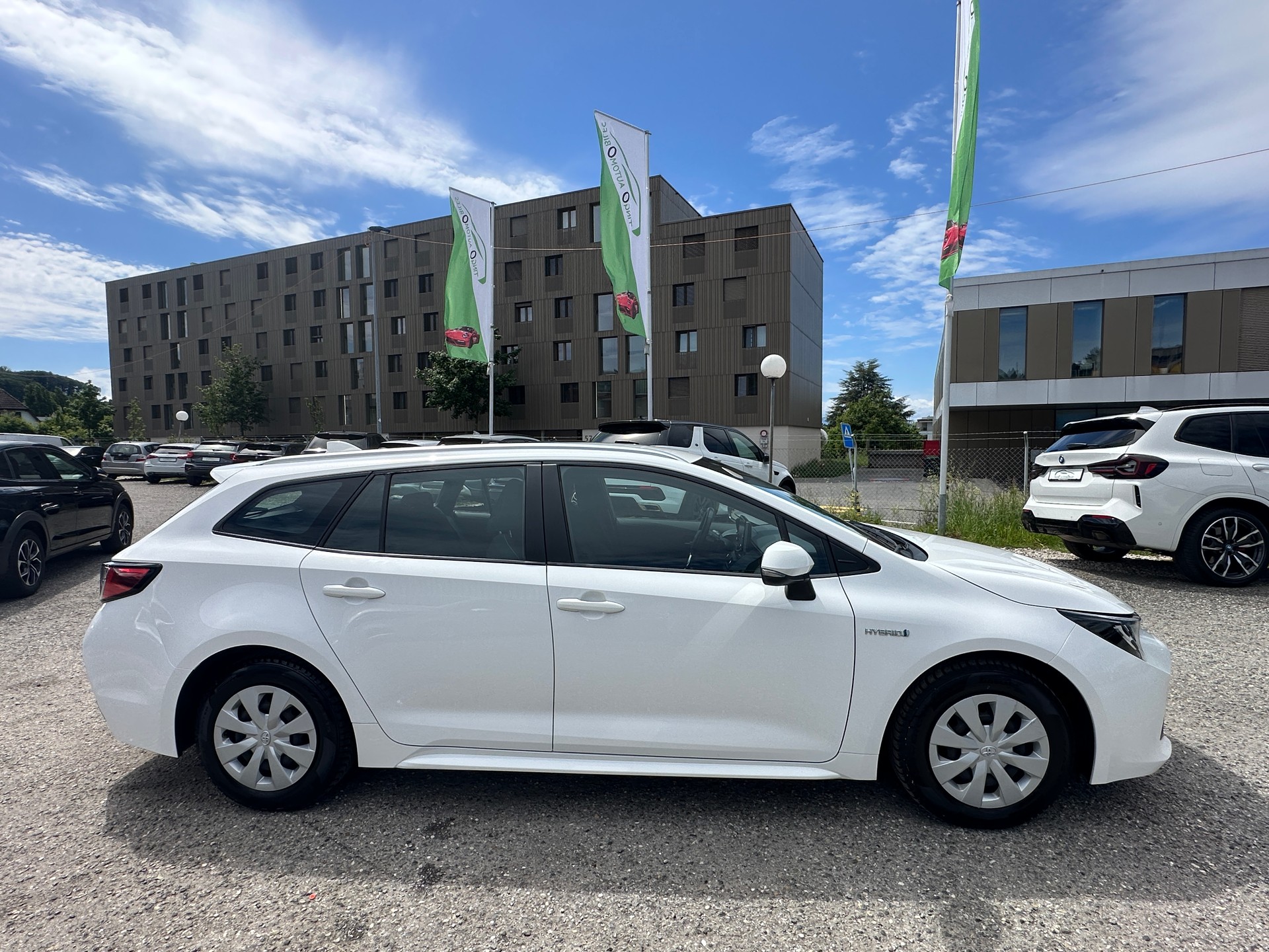 TOYOTA Corolla Touring Sports 1.8 HSD Comfort e-CVT-image-6
