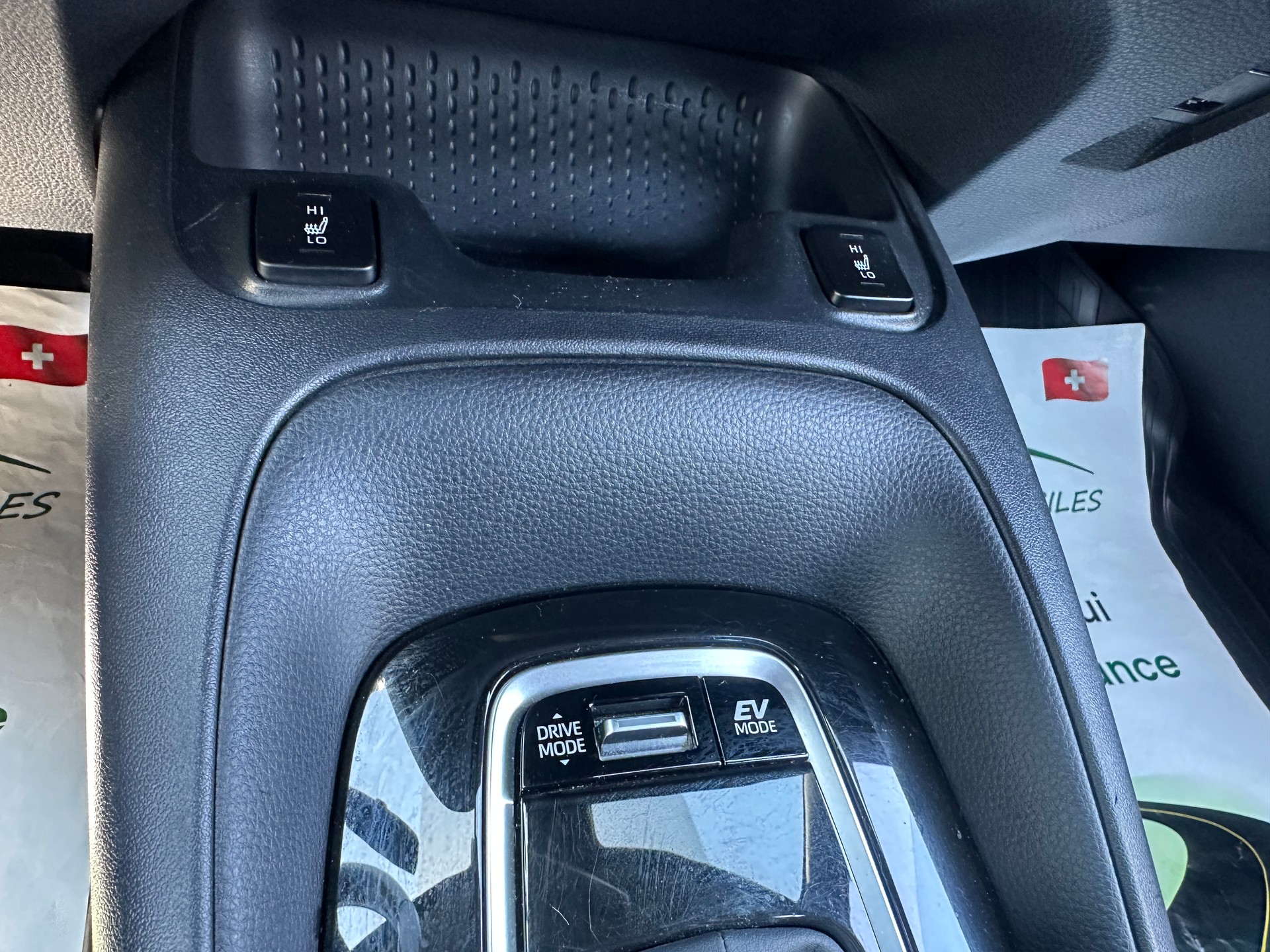 TOYOTA Corolla Touring Sports 1.8 HSD Comfort e-CVT-image-13