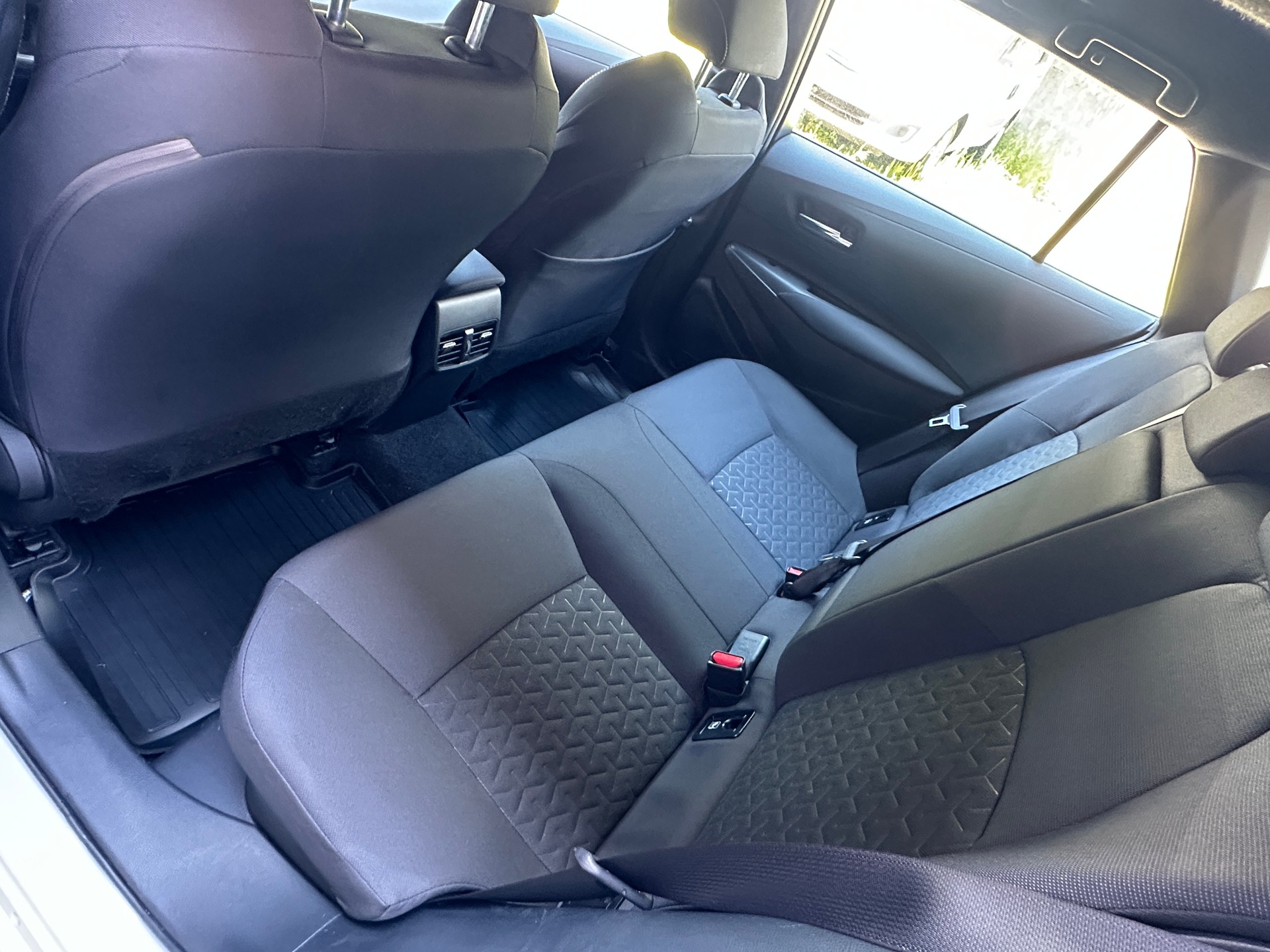 TOYOTA Corolla Touring Sports 1.8 HSD Comfort e-CVT-image-15