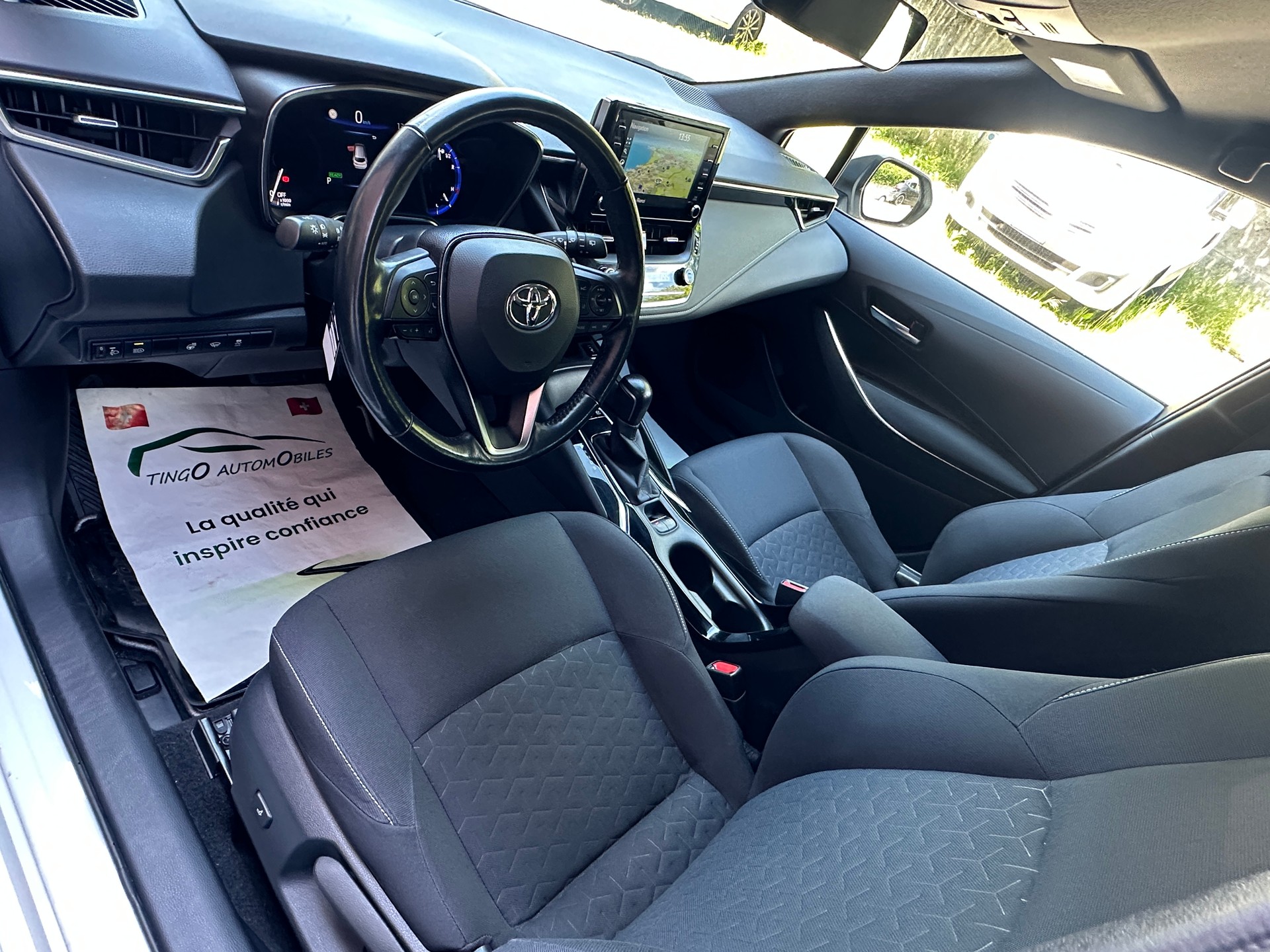 TOYOTA Corolla Touring Sports 1.8 HSD Comfort e-CVT-image-10
