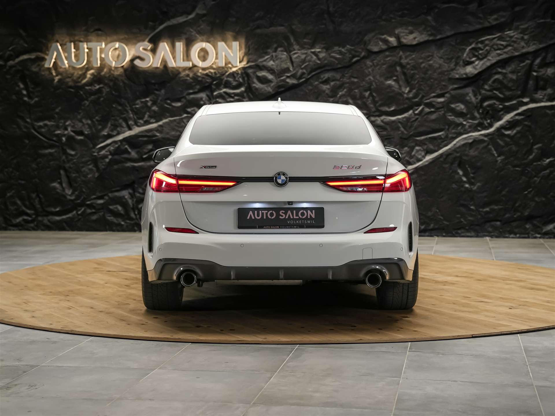BMW 220d Gran Coupé xDrive M Sport Steptronic *CH-Auto*Leder Sitze*Sitzheizung*Rückfahrkamera*-image-4