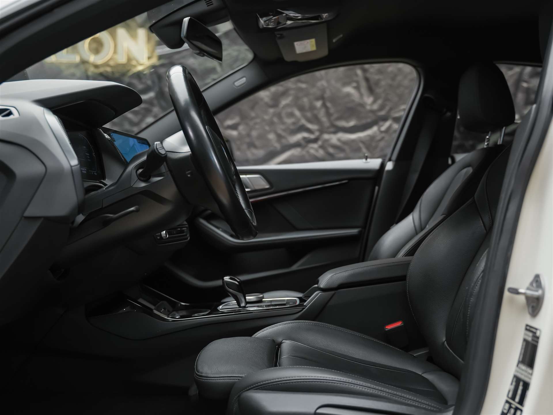 BMW 220d Gran Coupé xDrive M Sport Steptronic *CH-Auto*Leder Sitze*Sitzheizung*Rückfahrkamera*-image-9