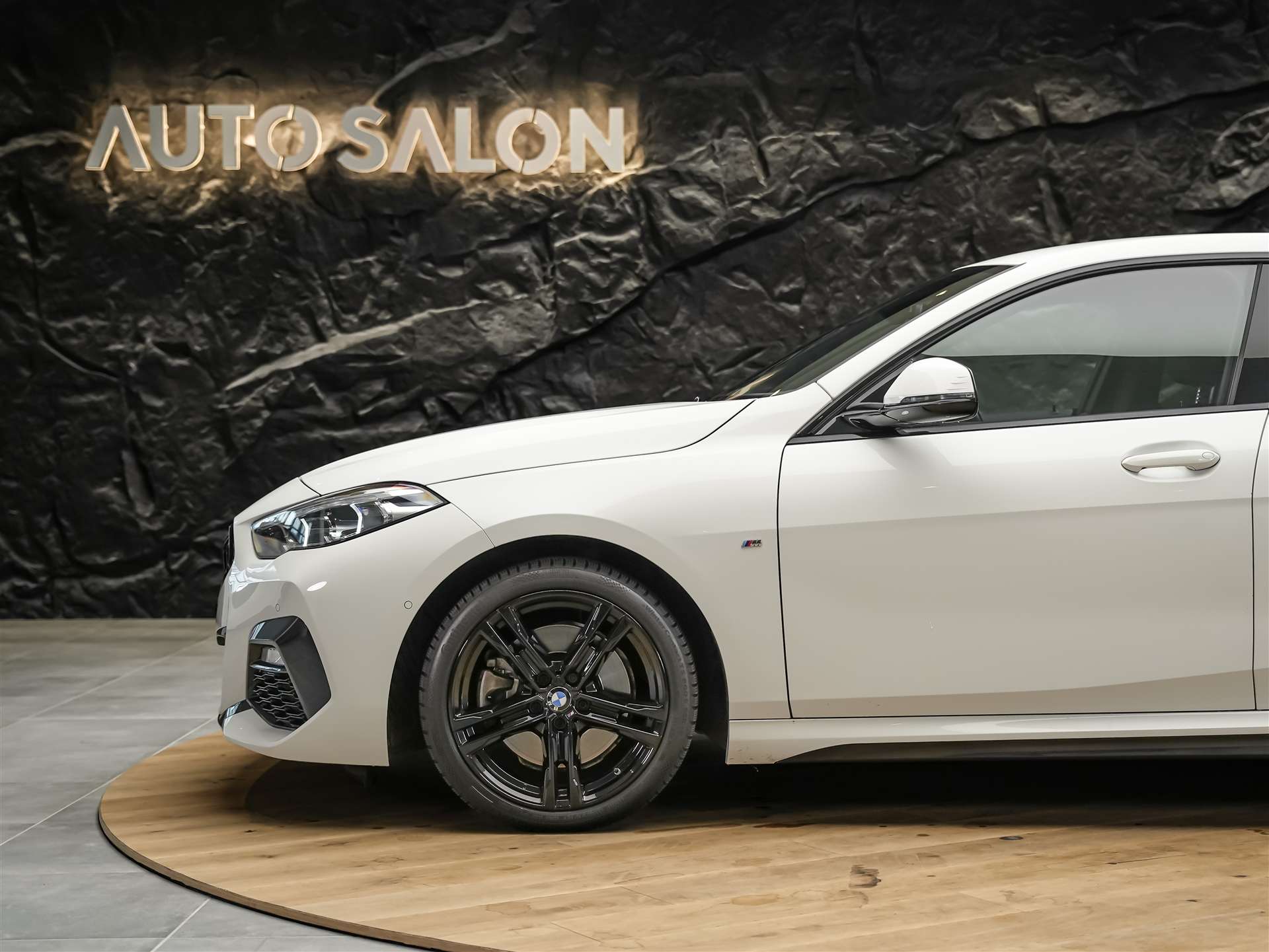 BMW 220d Gran Coupé xDrive M Sport Steptronic *CH-Auto*Leder Sitze*Sitzheizung*Rückfahrkamera*-image-14