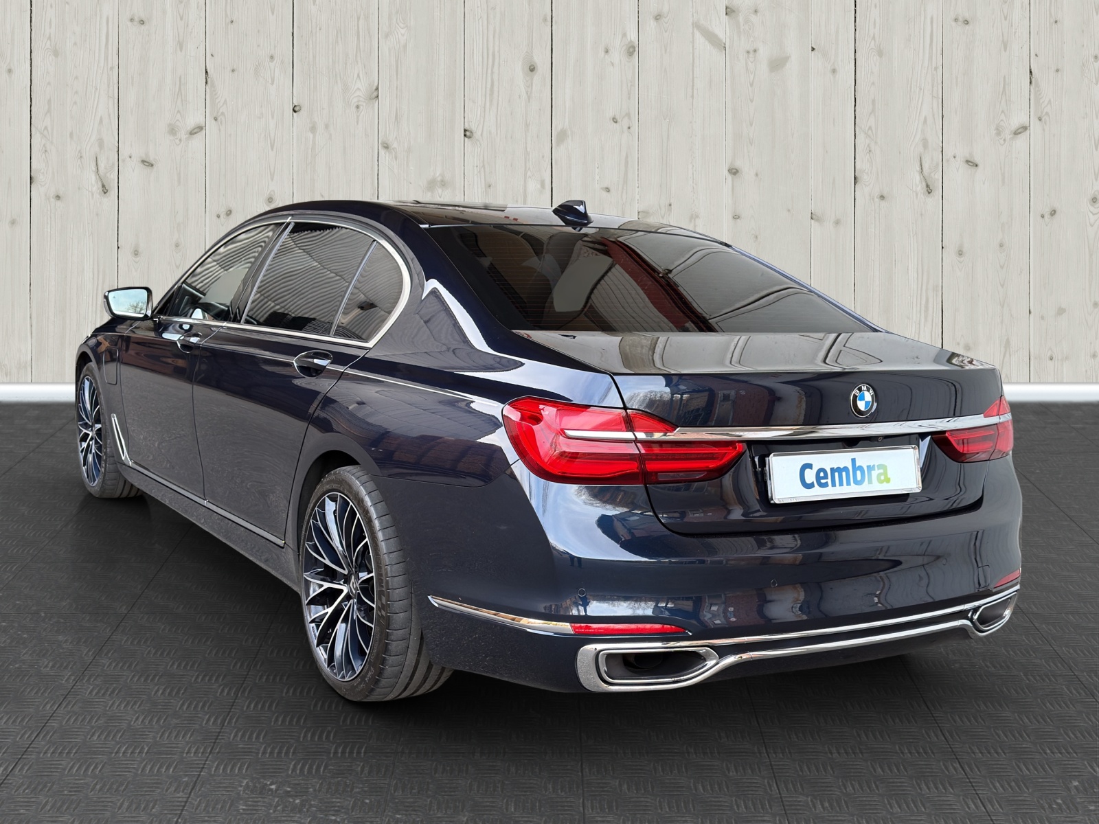 BMW 740Le iPerformance Steptronic-image-4