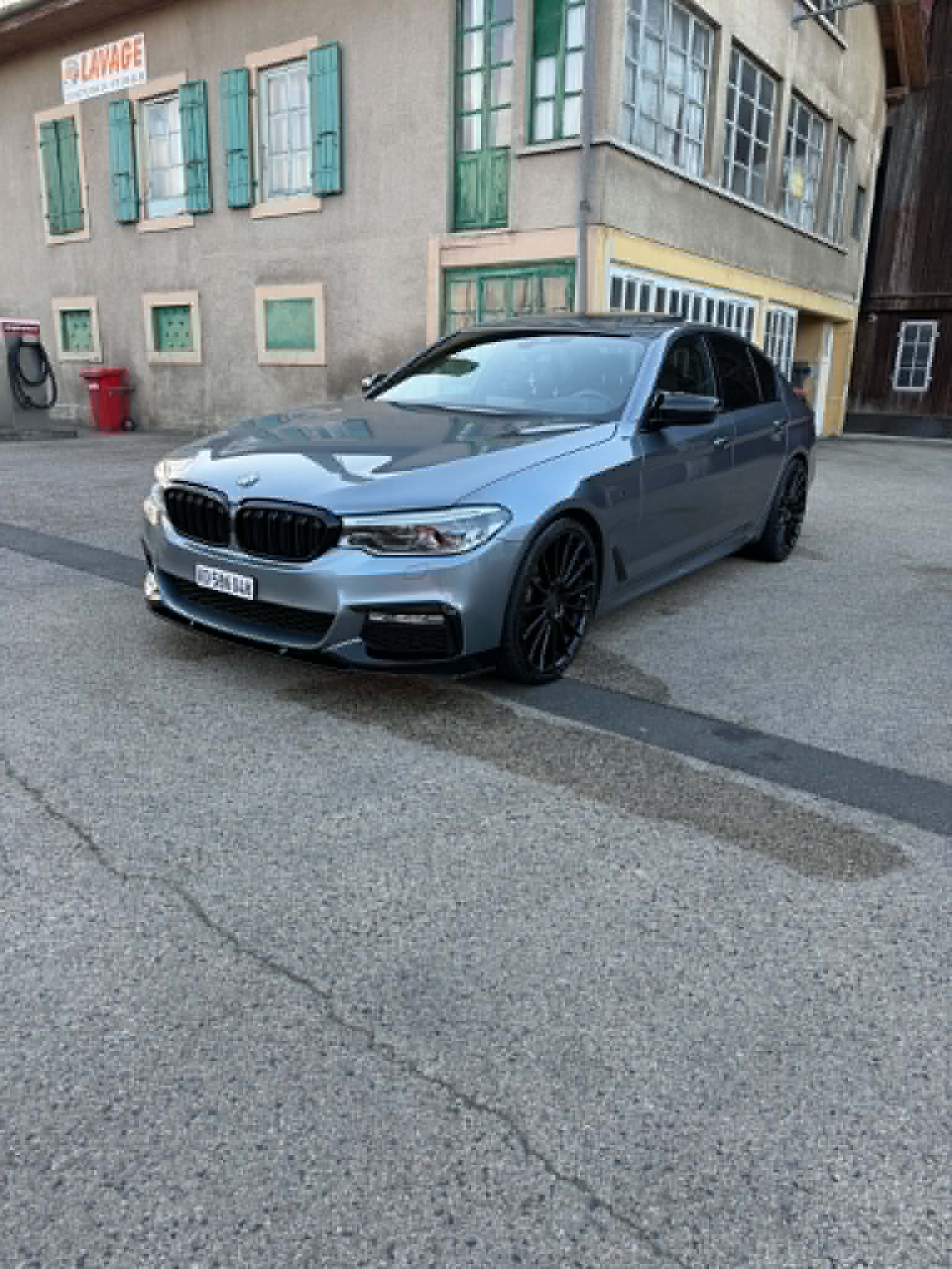 BMW 520d M sport xDrive-image-4