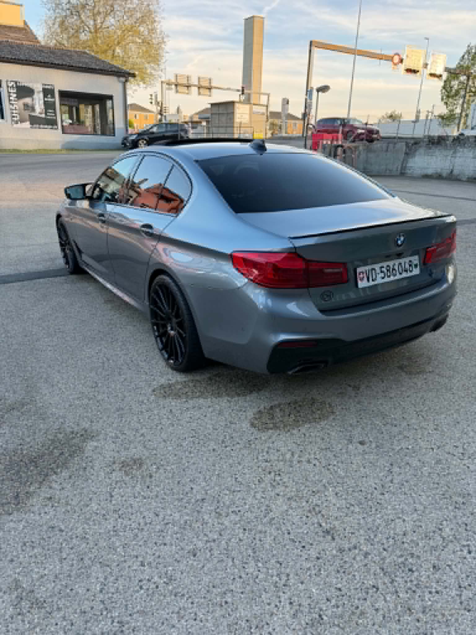 BMW 520d M sport xDrive-image-3