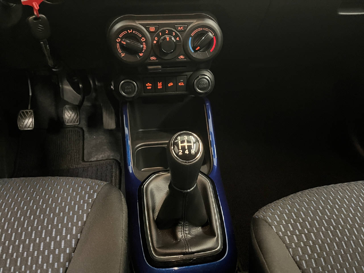 SUZUKI Ignis 1.2 Hybrid 4x4-image-10