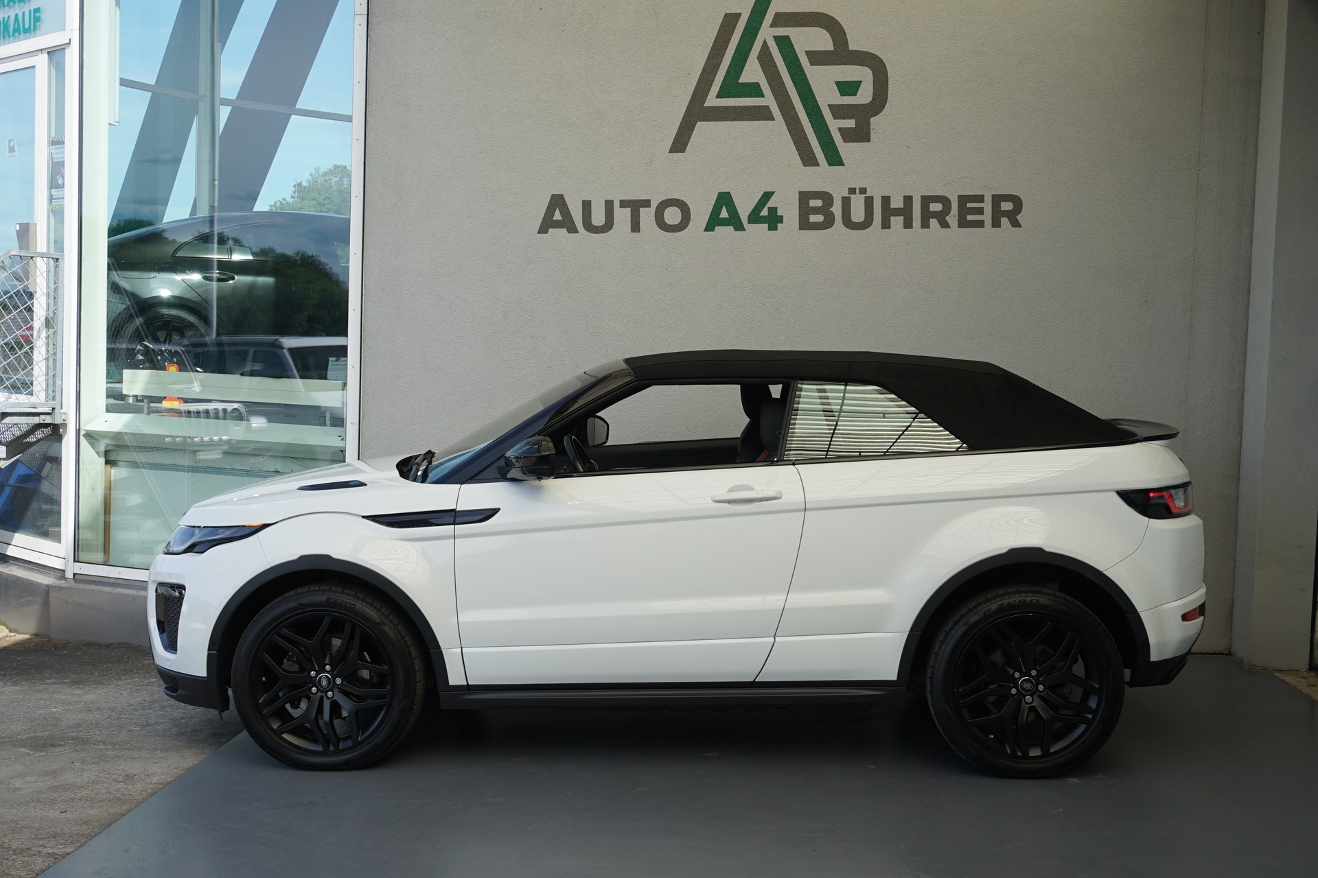 LAND ROVER Evoque 2.0Si4 HSE Dynamic Convertible 241 PS