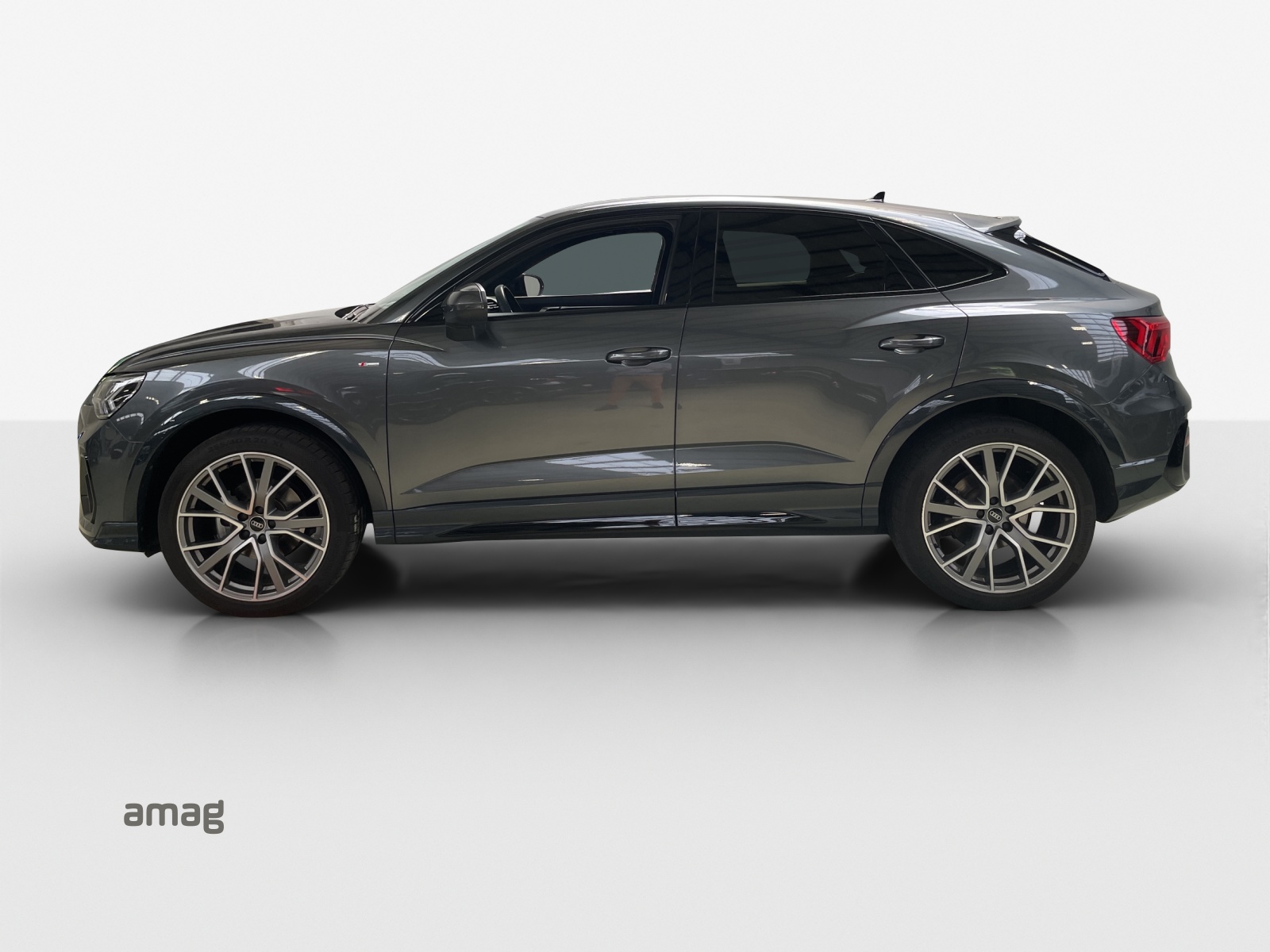 AUDI Q3 Sportback 35 TFSI S line Attraction S-tronic-image-1