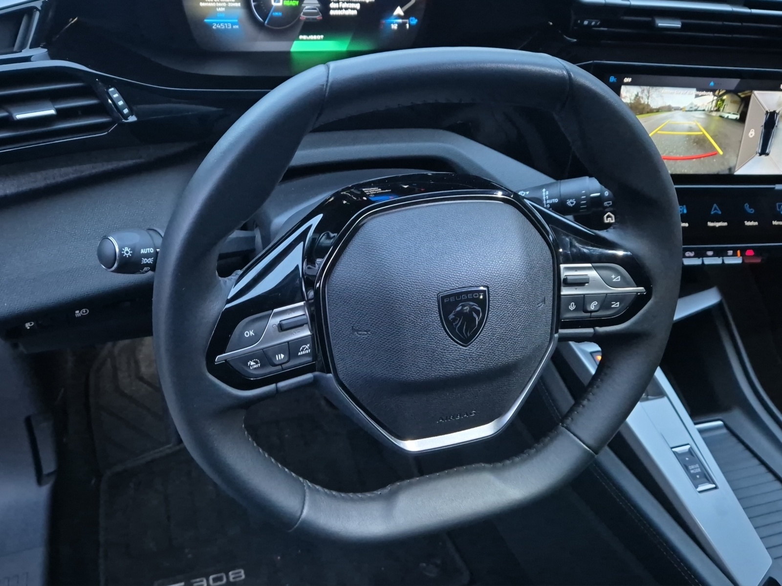 PEUGEOT 308 e SW Allure 54kWh-image-10